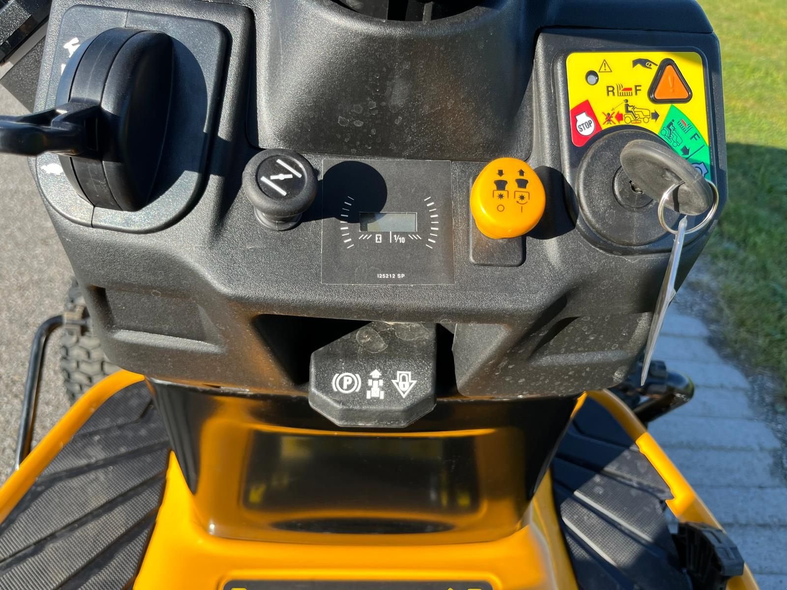 Rasentraktor от тип Cub Cadet Rasentraktor Cub Cadet XT3 QR 106, Vorführmaschine в NATTERNBACH (Снимка 14)