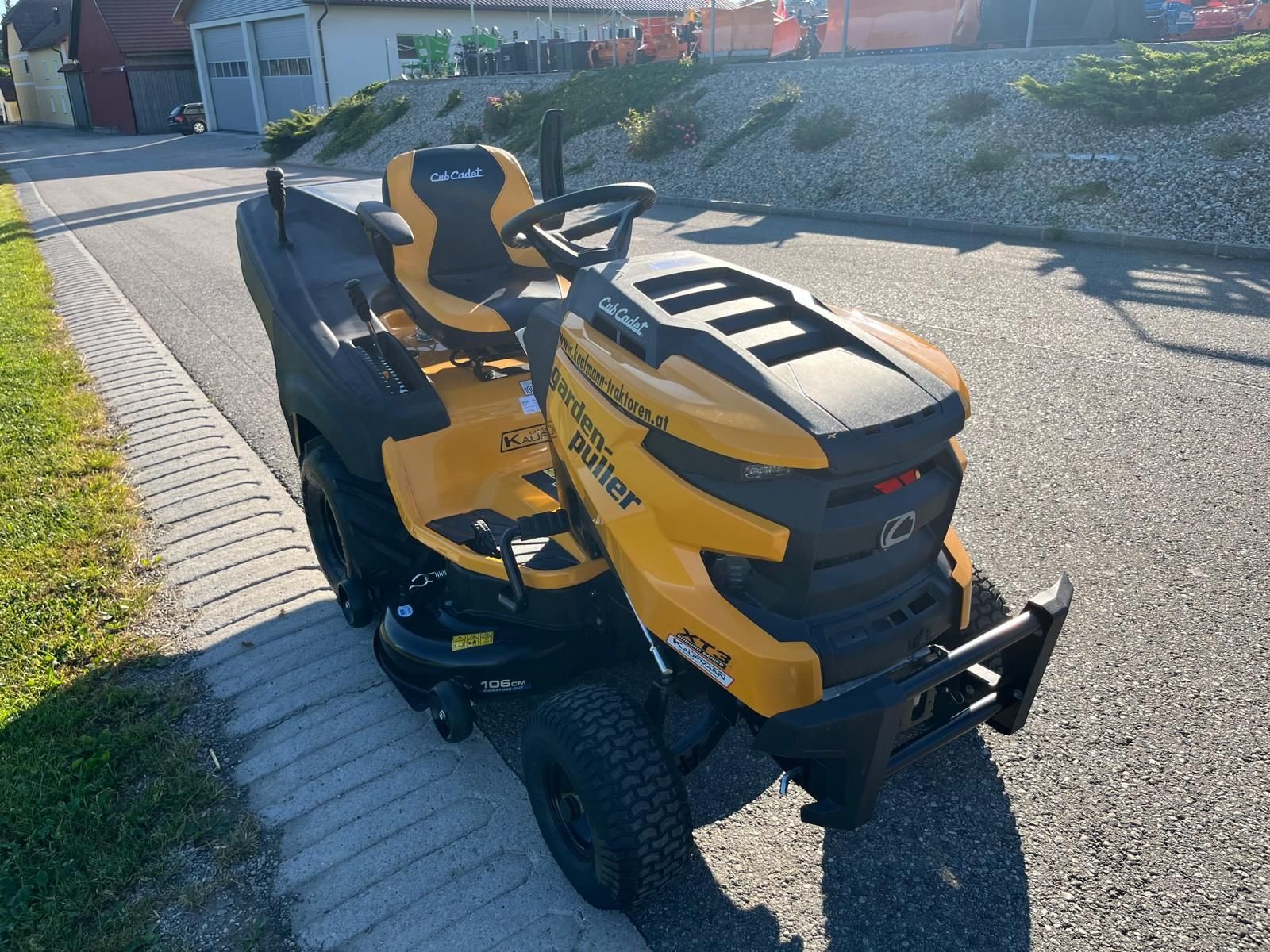 Rasentraktor от тип Cub Cadet Rasentraktor Cub Cadet XT3 QR 106, Vorführmaschine в NATTERNBACH (Снимка 8)
