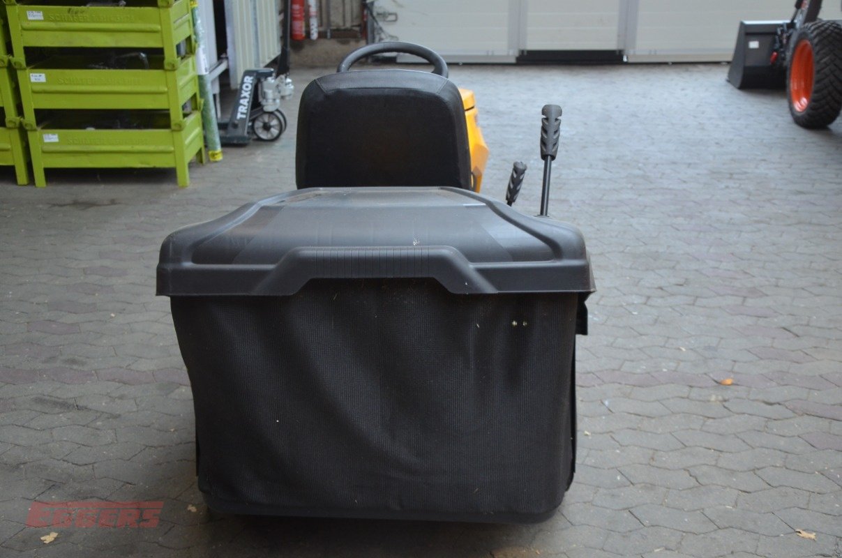 Rasentraktor типа Cub Cadet XT1 OR 106, Gebrauchtmaschine в Suhlendorf (Фотография 4)