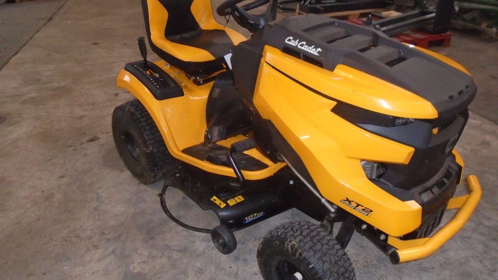 Rasentraktor Türe ait Cub Cadet XT2 PS107 Kørt 46 Timer, Gebrauchtmaschine içinde Viborg (resim 2)