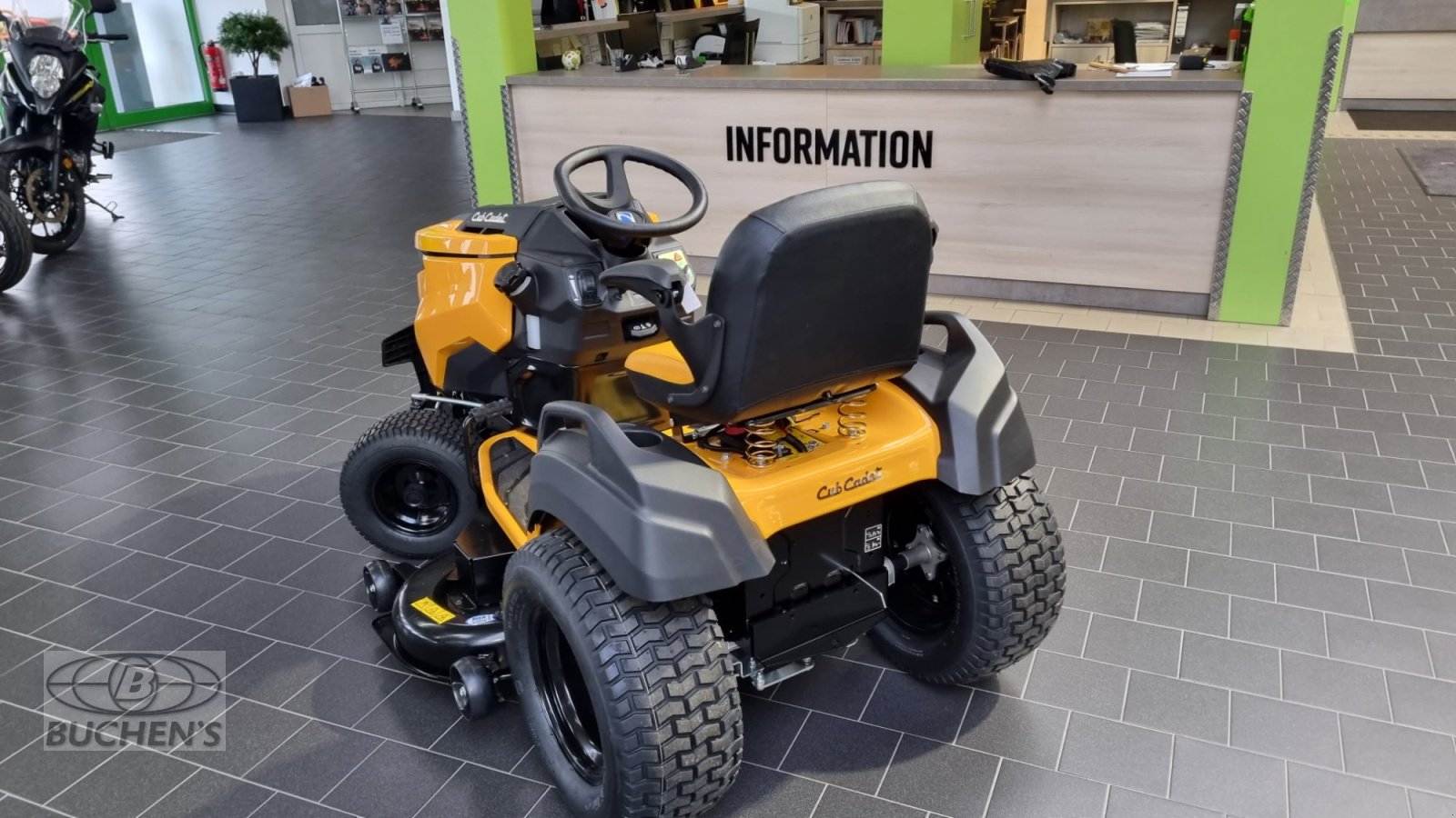 Rasentraktor del tipo Cub Cadet XT3 QS127, Neumaschine In Olpe (Immagine 12)