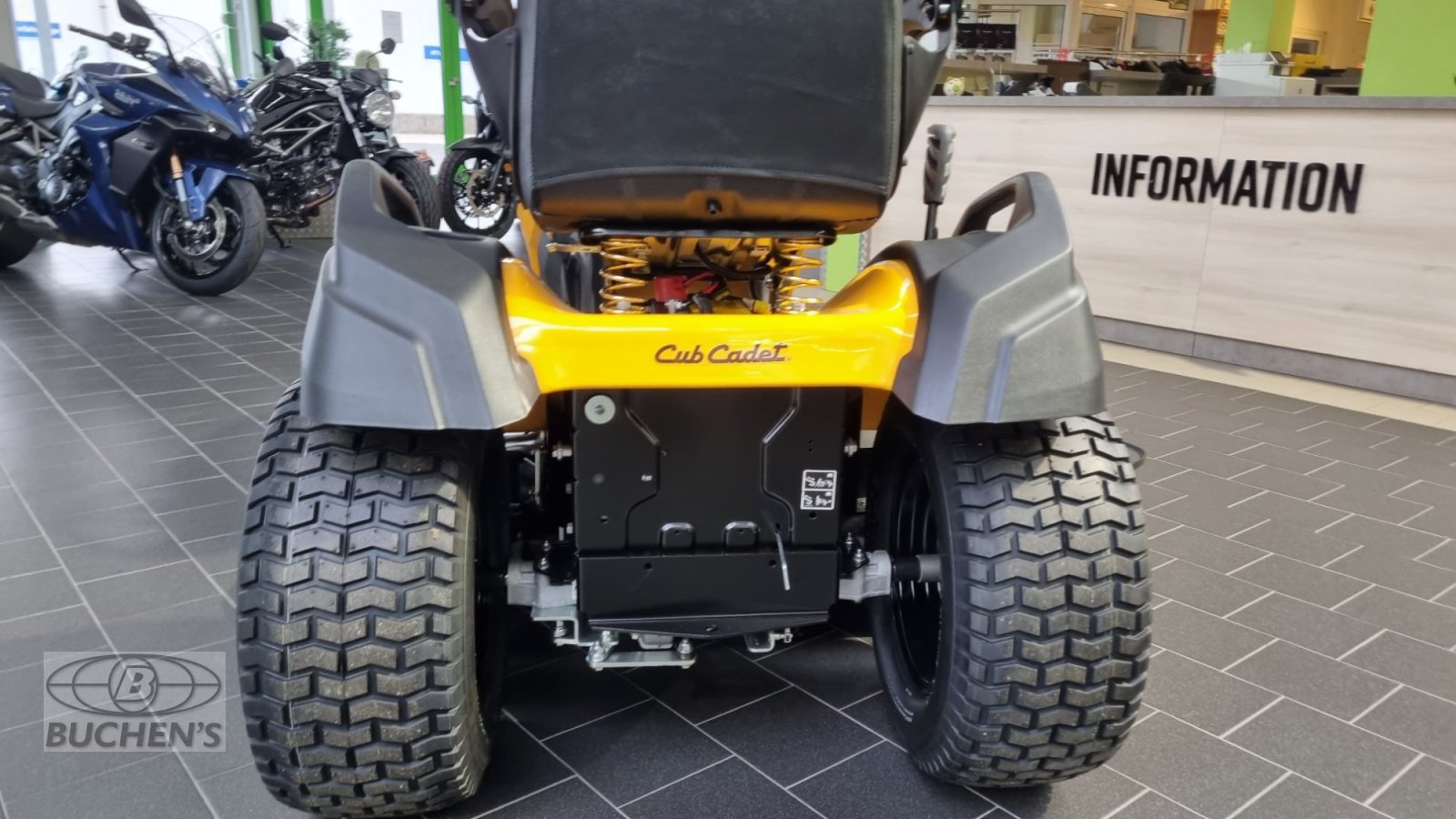 Rasentraktor del tipo Cub Cadet XT3 QS127, Neumaschine In Olpe (Immagine 13)