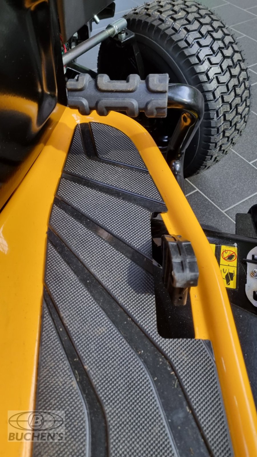 Rasentraktor del tipo Cub Cadet XT3 QS127, Neumaschine In Olpe (Immagine 14)