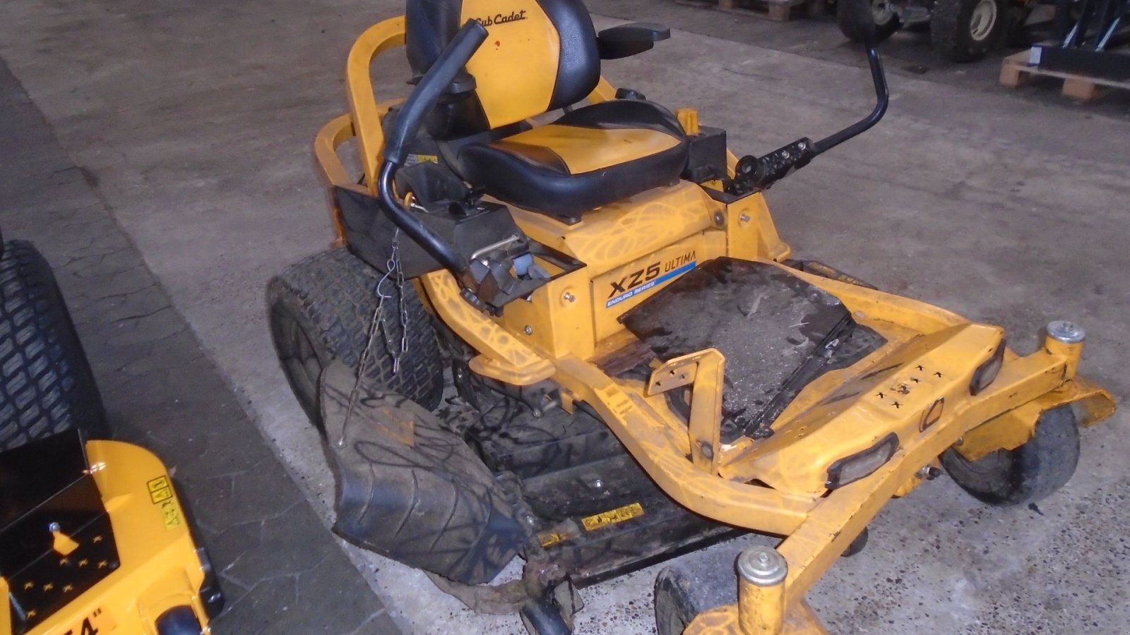 Rasentraktor typu Cub Cadet XZ5 L137, Gebrauchtmaschine v Viborg (Obrázek 1)