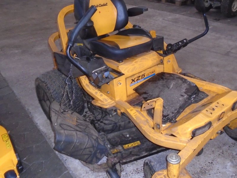 Rasentraktor типа Cub Cadet XZ5 L137, Gebrauchtmaschine в Viborg (Фотография 1)