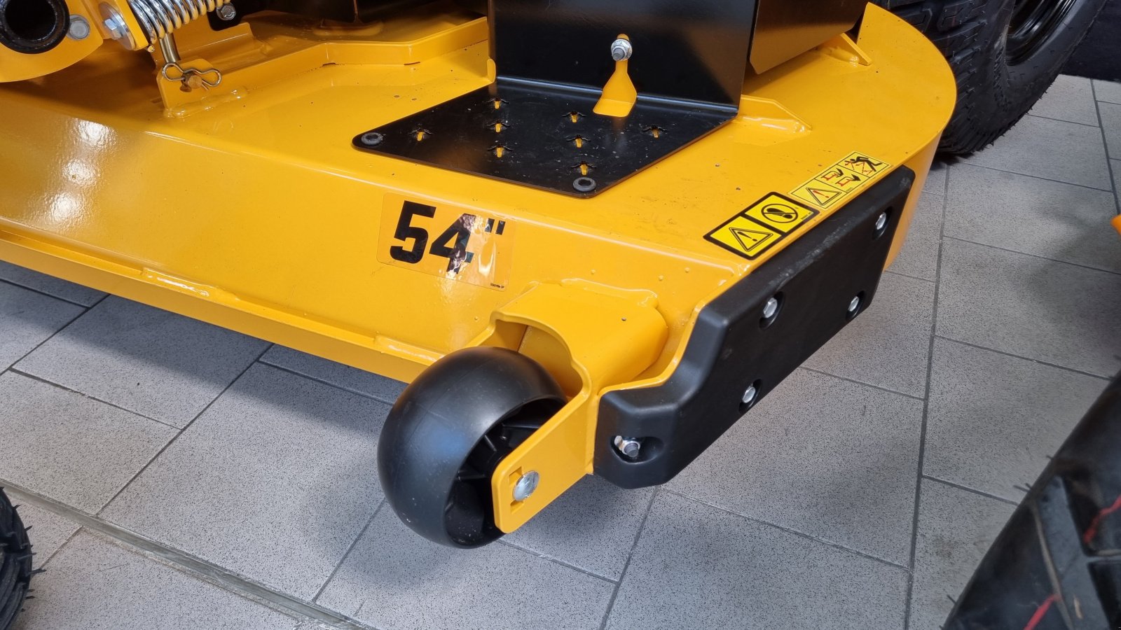 Rasentraktor типа Cub Cadet XZ8 S137i Ultima ZeroTurn, Neumaschine в Olpe (Фотография 10)