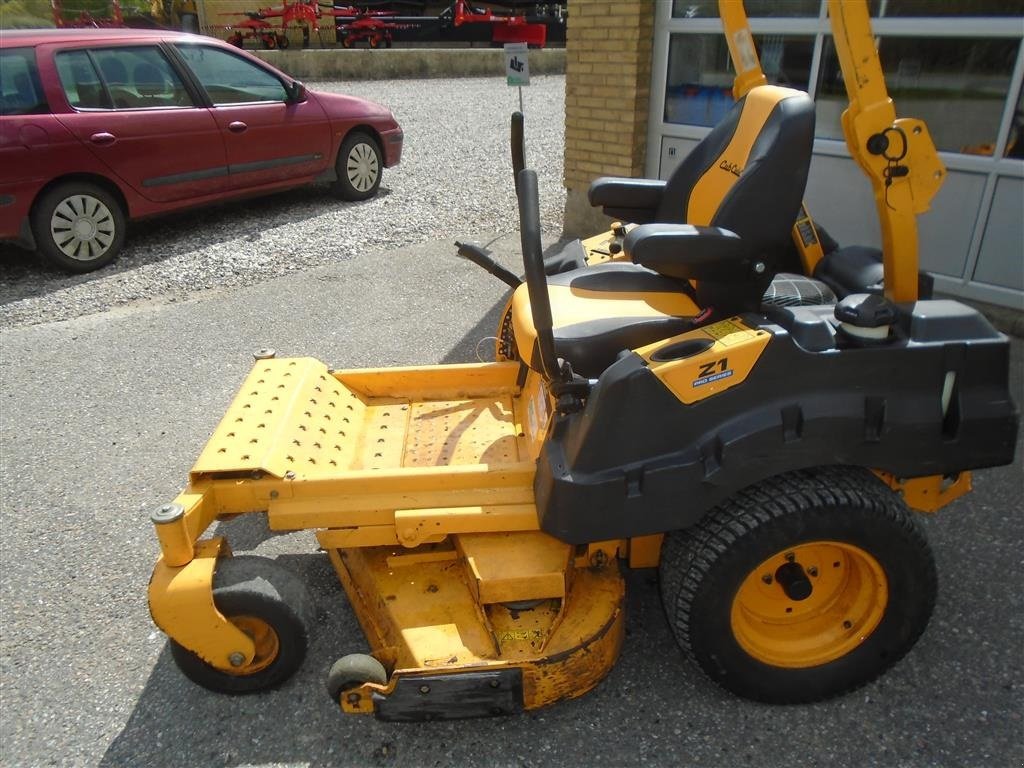 Rasentraktor типа Cub Cadet Z1 L122cm - 2019 - 480 Timer, Gebrauchtmaschine в Viborg (Фотография 3)