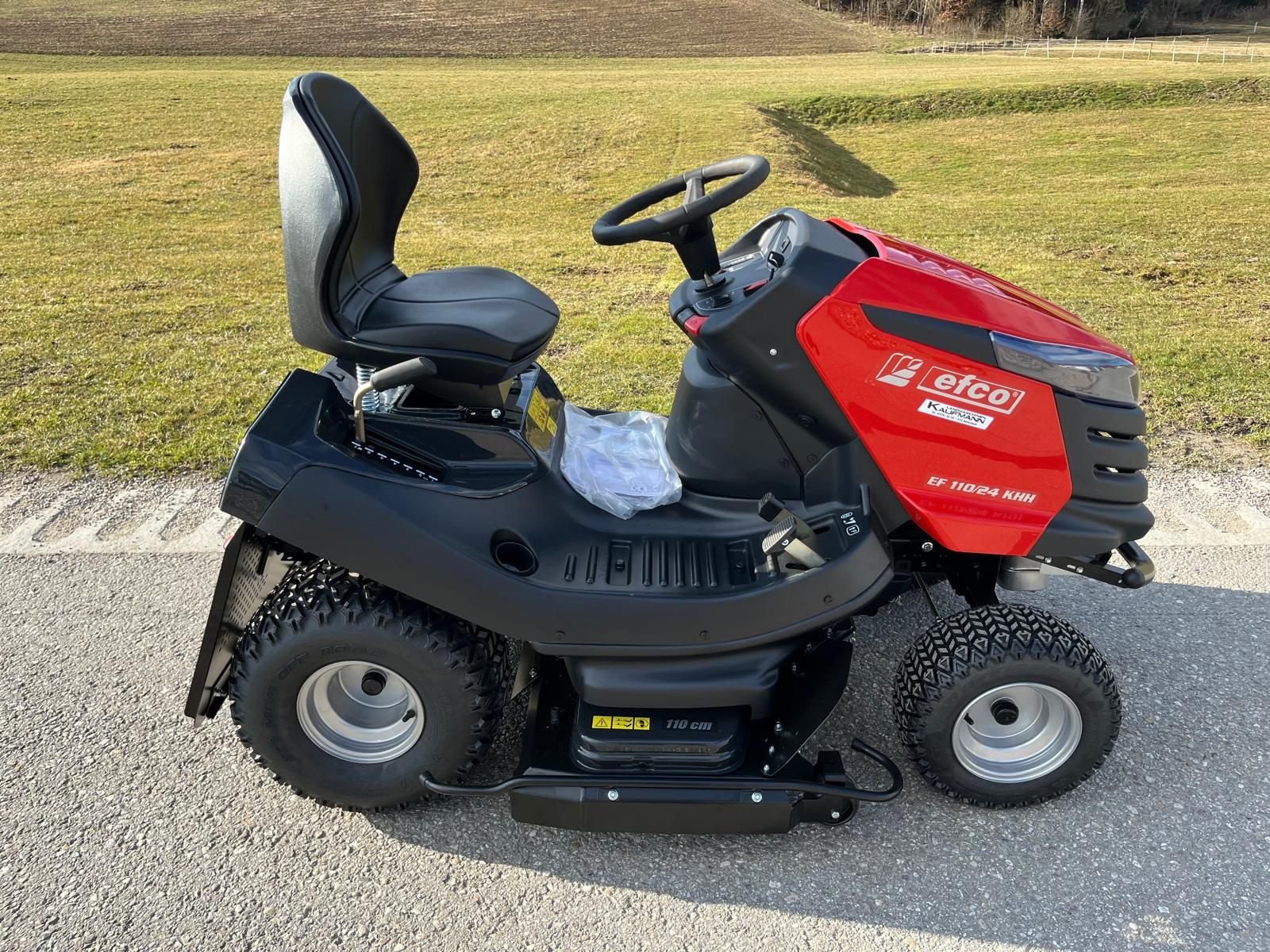 Rasentraktor des Typs Efco Efco EF110/24 KHH Hochgrasmäher, Neumaschine in NATTERNBACH (Bild 9)