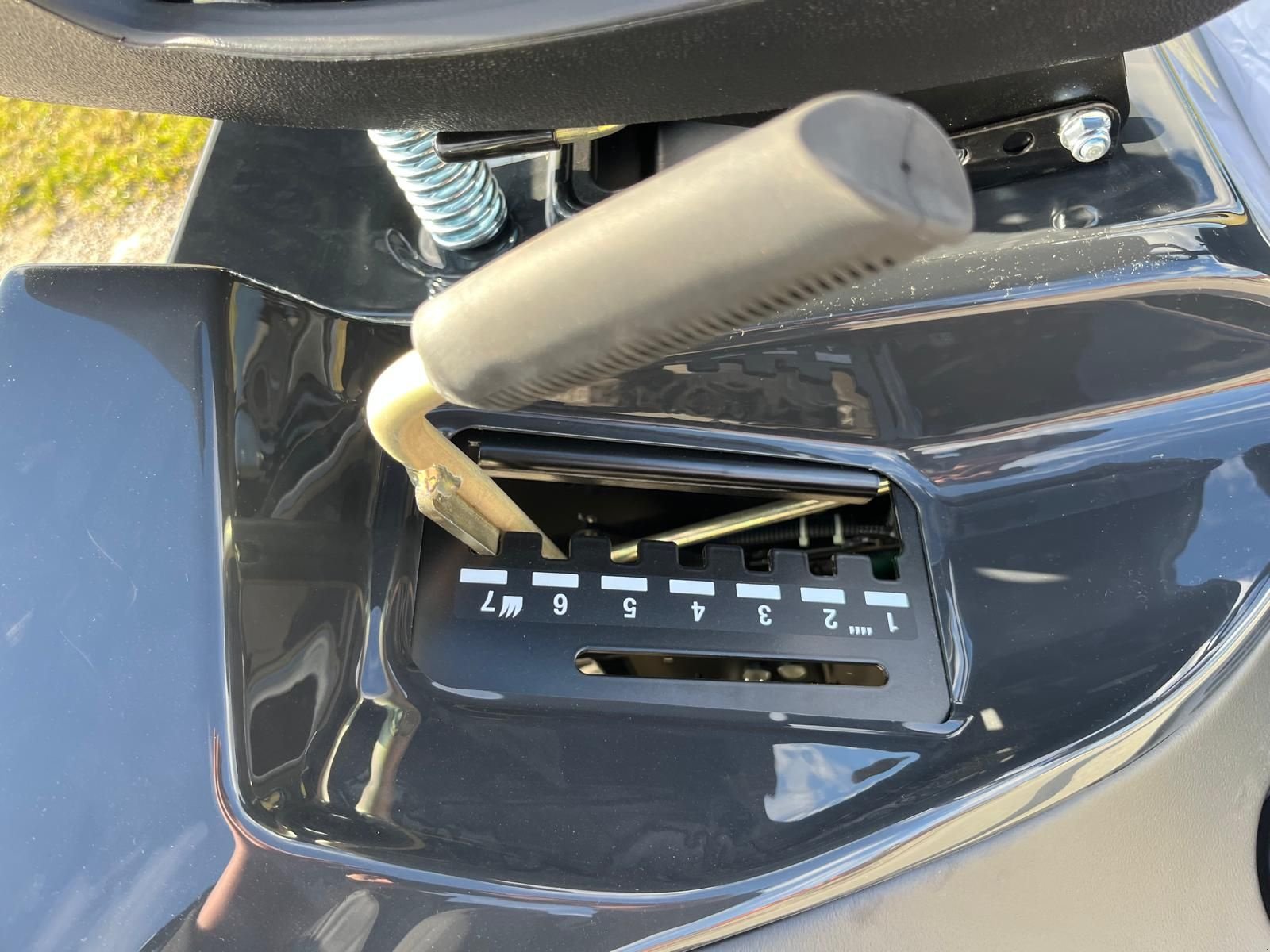 Rasentraktor des Typs Efco Efco EF110/24 KHH Hochgrasmäher, Neumaschine in NATTERNBACH (Bild 5)