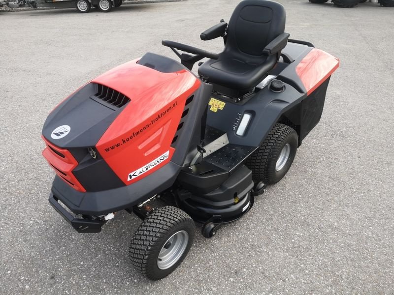 Rasentraktor des Typs Efco Rasentraktor EFCO EF 106/24 KH, Neumaschine in NATTERNBACH (Bild 1)