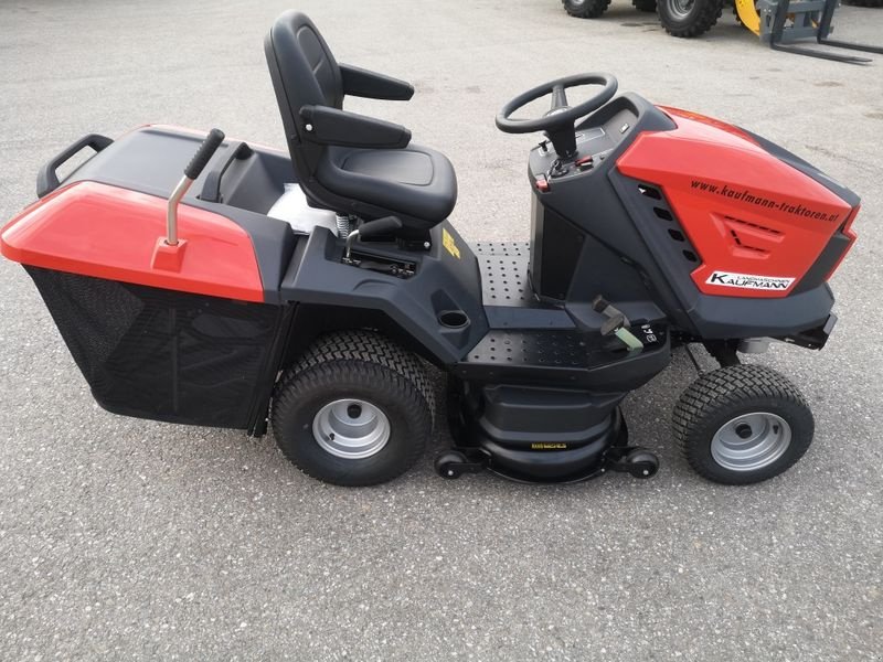 Rasentraktor des Typs Efco Rasentraktor EFCO EF 106/24 KH, Neumaschine in NATTERNBACH (Bild 7)