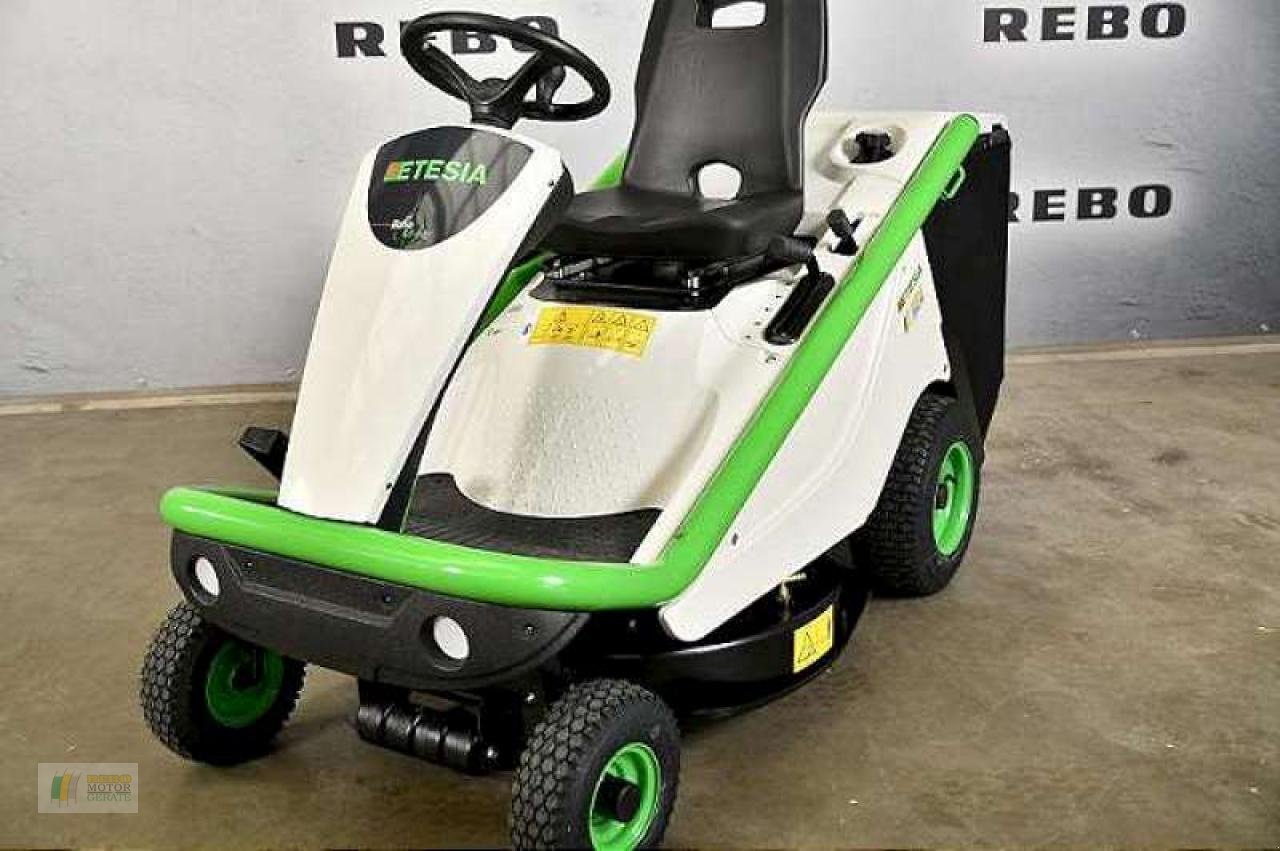 Rasentraktor typu Etesia BAHIA, Neumaschine v Winsen (Obrázek 1)