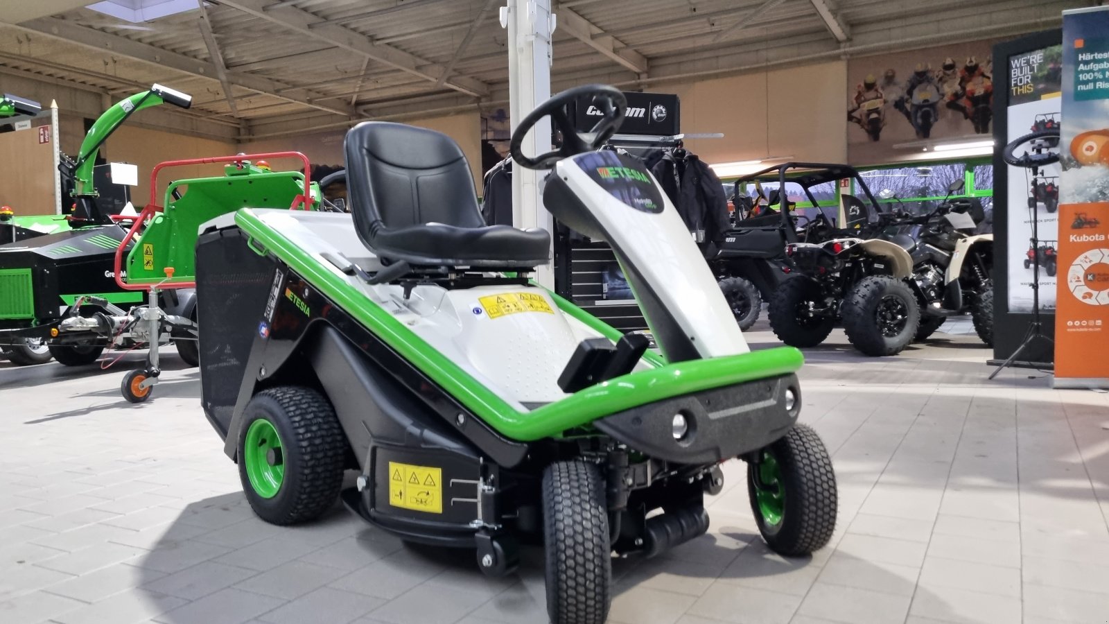 Rasentraktor des Typs Etesia Hydro 80 MKHP5, Neumaschine in Olpe (Bild 1)