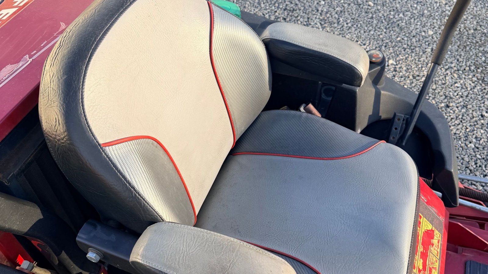 Rasentraktor типа Ferris ZT2600 IS, Gebrauchtmaschine в Brørup (Фотография 12)