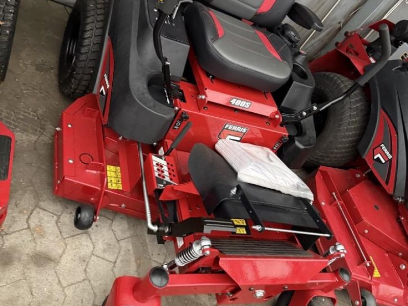 Rasentraktor du type Ferris ZT400IS, Gebrauchtmaschine en Hadsten (Photo 1)