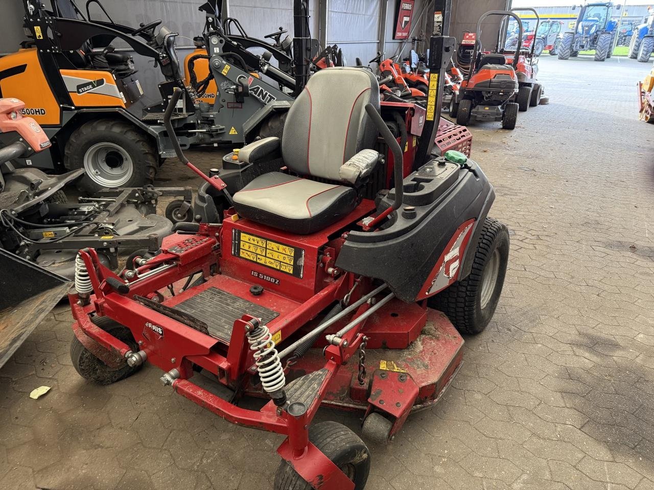 Rasentraktor от тип Ferris ZT5100 IS 61", Gebrauchtmaschine в Hadsten (Снимка 2)