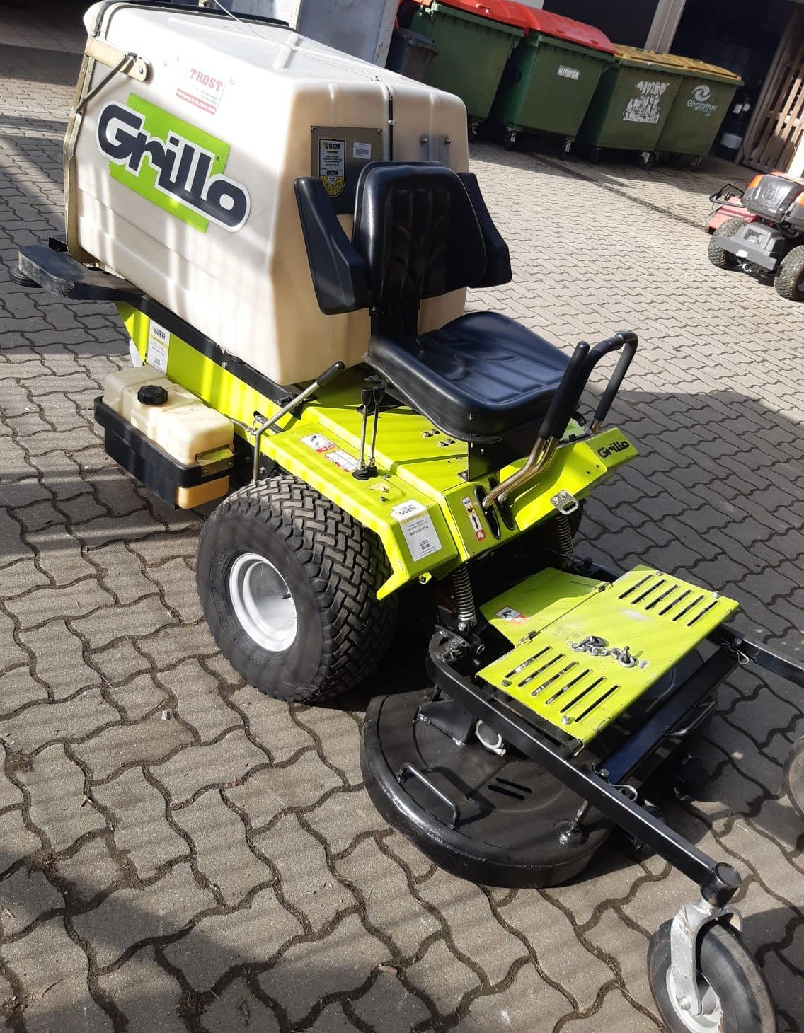 Rasentraktor типа Grillo B 300, Gebrauchtmaschine в Zwaring (Фотография 1)