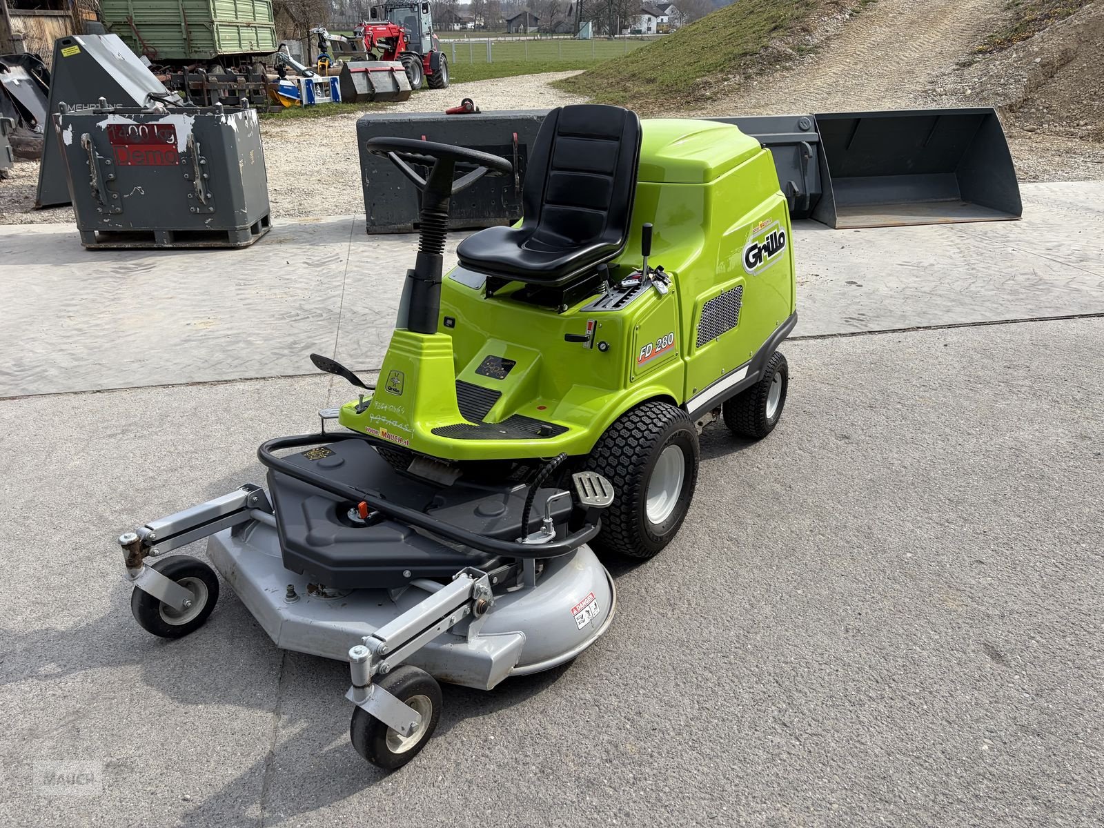 Rasentraktor za tip Grillo FD 280 ca. 50h, Gebrauchtmaschine u Burgkirchen (Slika 1)