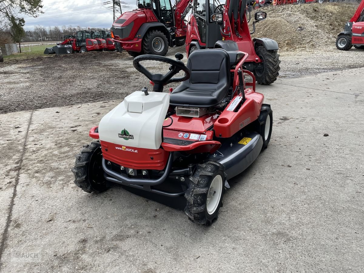 Rasentraktor des Typs Herkules Gestrüppmäher RM 830 NEU Lagernd!!, Neumaschine in Burgkirchen (Bild 1)