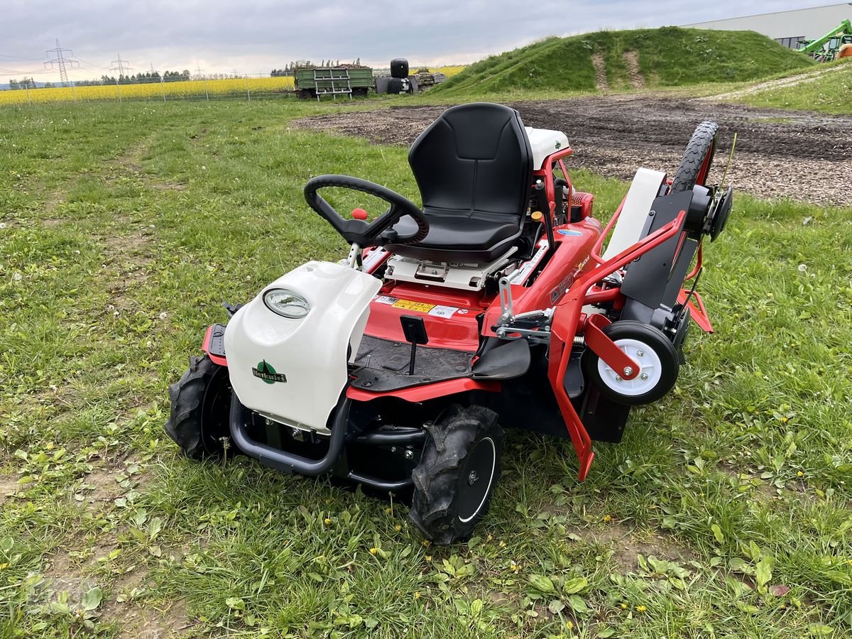 Rasentraktor des Typs Herkules Gestrüppmäher RMK 180 Unterstockmäher, Neumaschine in Burgkirchen (Bild 1)