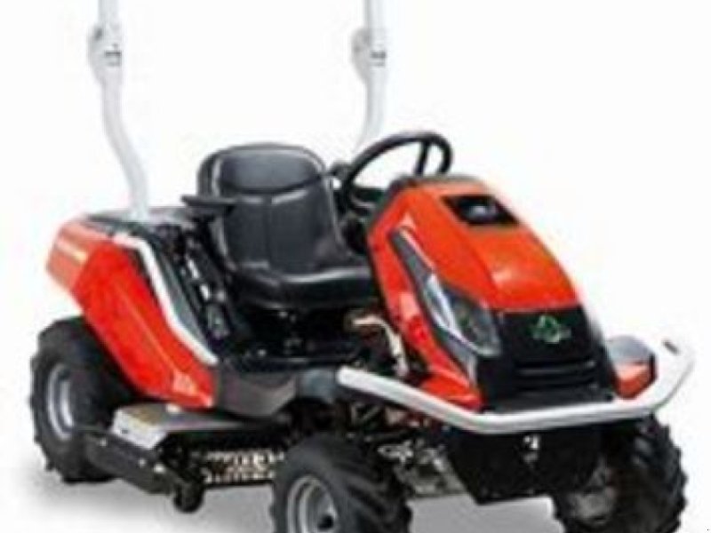 Rasentraktor типа Herkules Herkules HXT 110-23 4WD, Neumaschine в NATTERNBACH