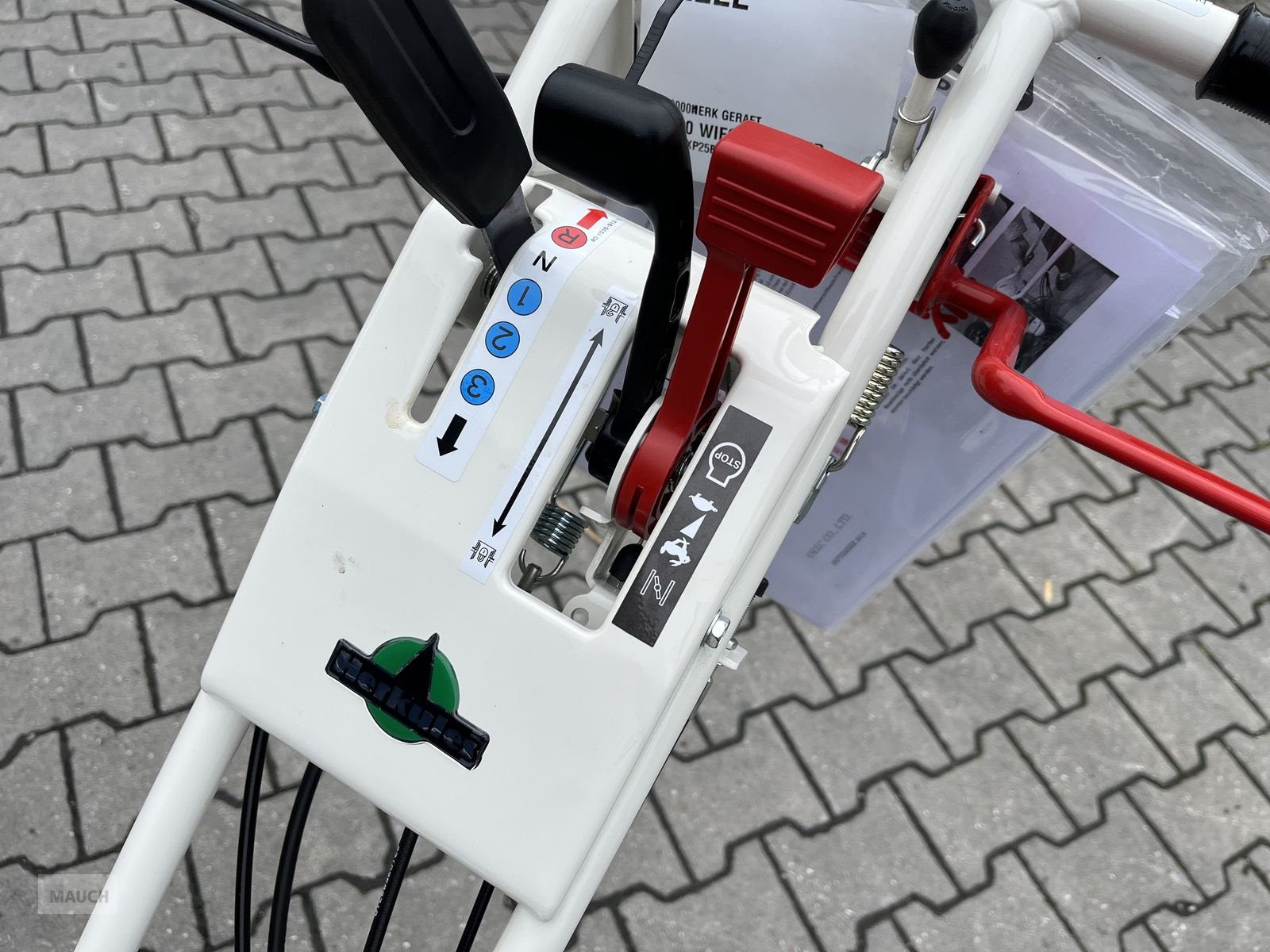 Rasentraktor typu Herkules Hochgrasmäher FL 500, Neumaschine v Burgkirchen (Obrázek 8)