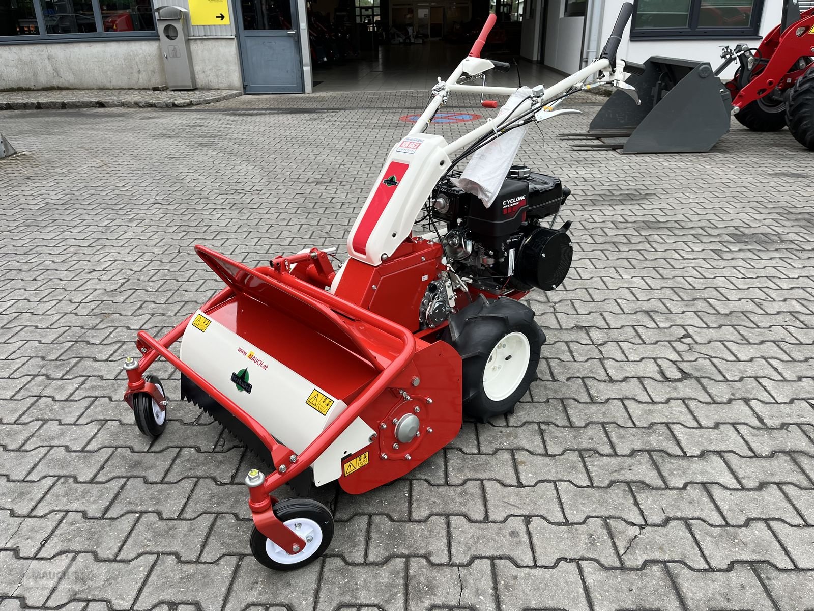 Rasentraktor a típus Herkules Hochgrasmäher HR 662H Schlegelmäher, Neumaschine ekkor: Burgkirchen (Kép 18)