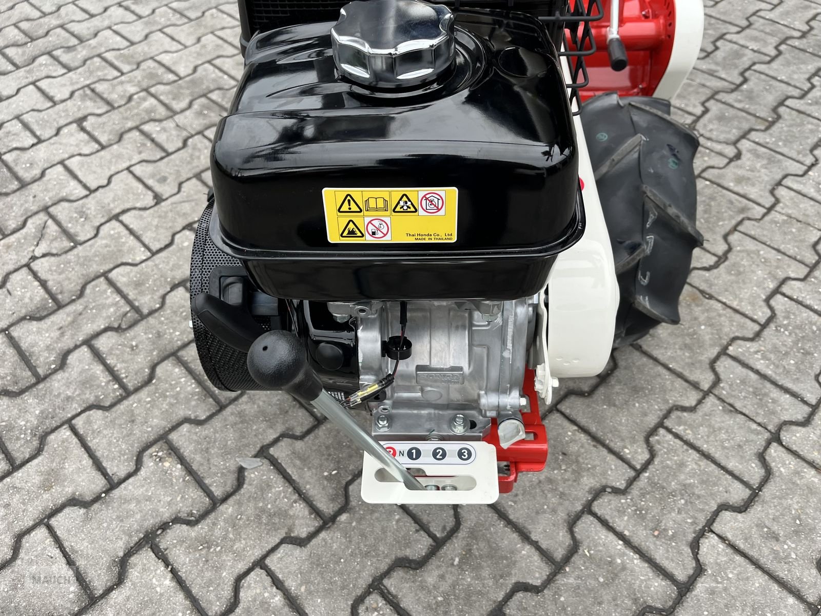 Rasentraktor a típus Herkules Hochgrasmäher HR 662H Schlegelmäher, Neumaschine ekkor: Burgkirchen (Kép 11)