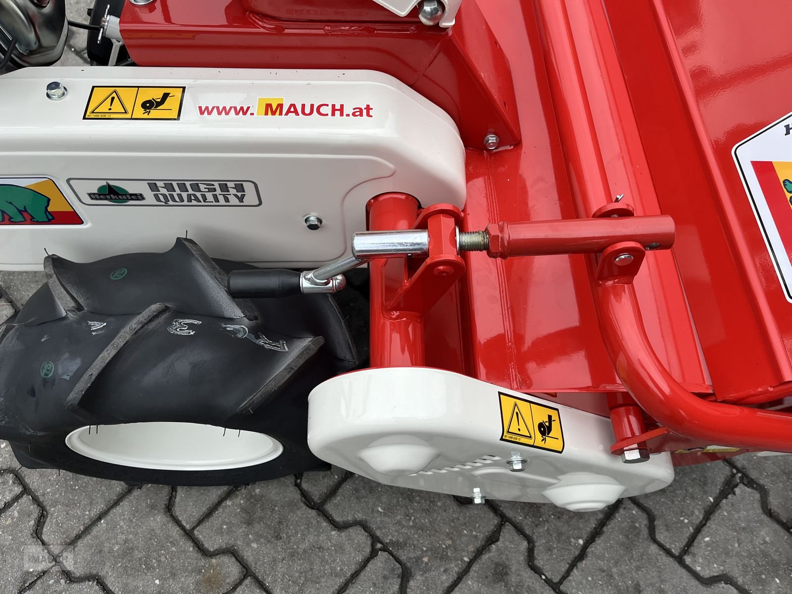 Rasentraktor a típus Herkules Hochgrasmäher HR 662H Schlegelmäher, Neumaschine ekkor: Burgkirchen (Kép 5)