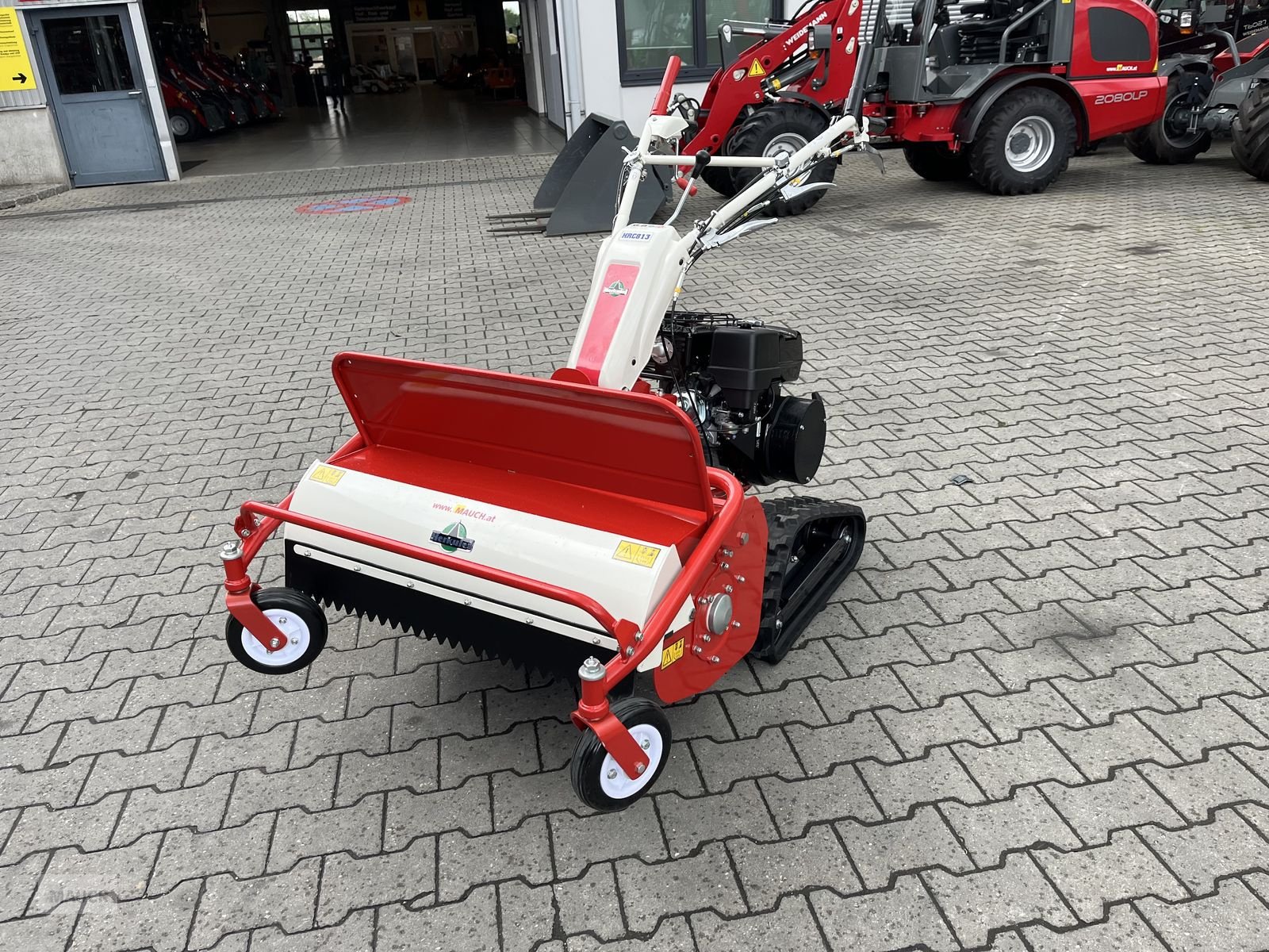 Rasentraktor a típus Herkules Hochgrasmäher HRC 813 H Schlegelmäher, Neumaschine ekkor: Burgkirchen (Kép 14)