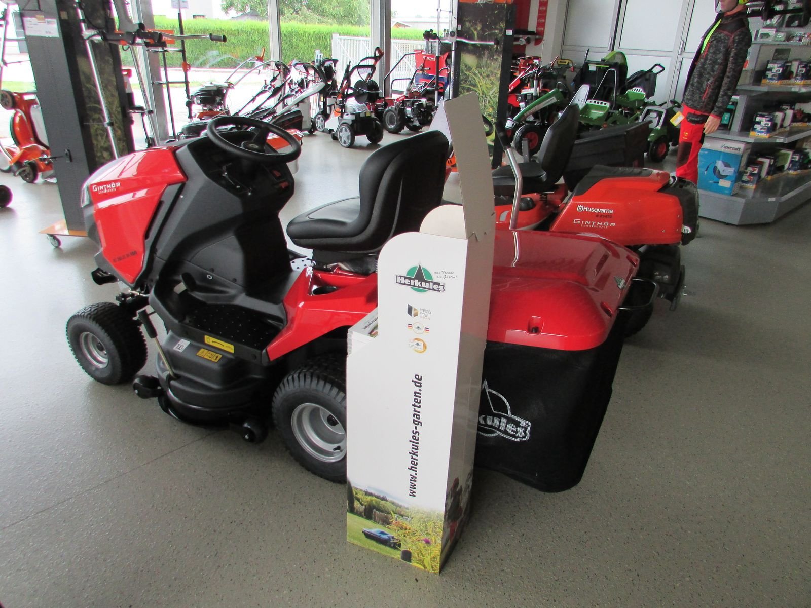 Rasentraktor tip Herkules HT 102-21 SH NEO, Gebrauchtmaschine in Saxen (Poză 10)