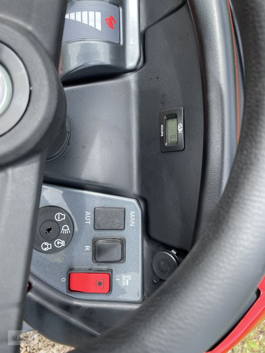 Rasentraktor des Typs Herkules HT 110 - 24 DX AWD Allrad, Neumaschine in Burgkirchen (Bild 7)