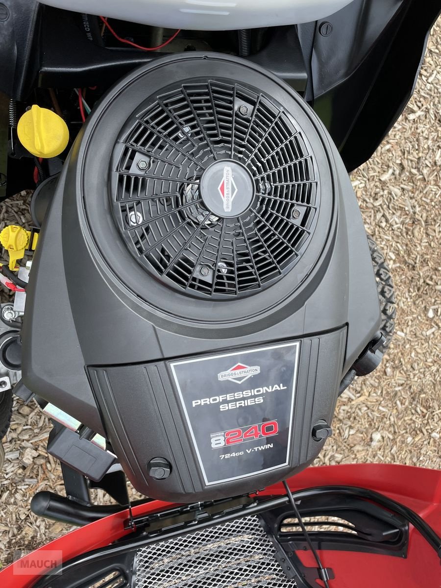 Rasentraktor des Typs Herkules HT 110 - 24 DX AWD Allrad, Neumaschine in Burgkirchen (Bild 5)