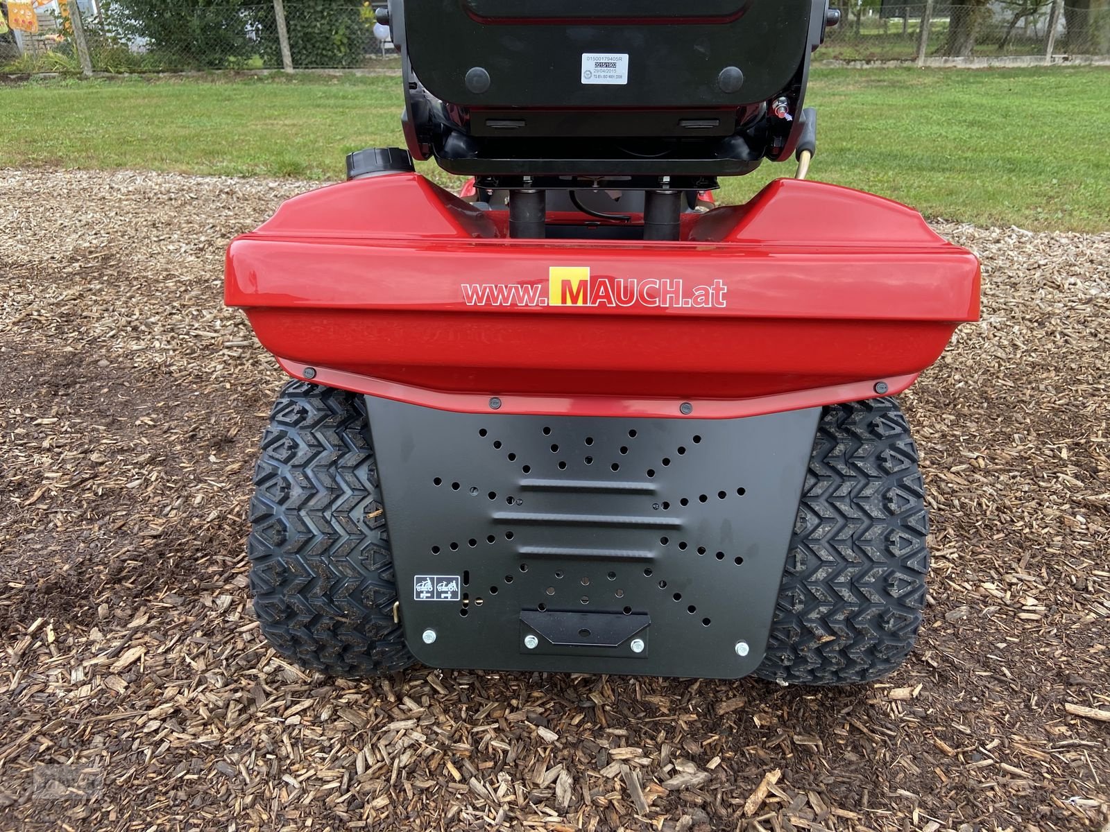 Rasentraktor типа Herkules HT110-22DH Hochgrasmäher, Gebrauchtmaschine в Burgkirchen (Фотография 8)