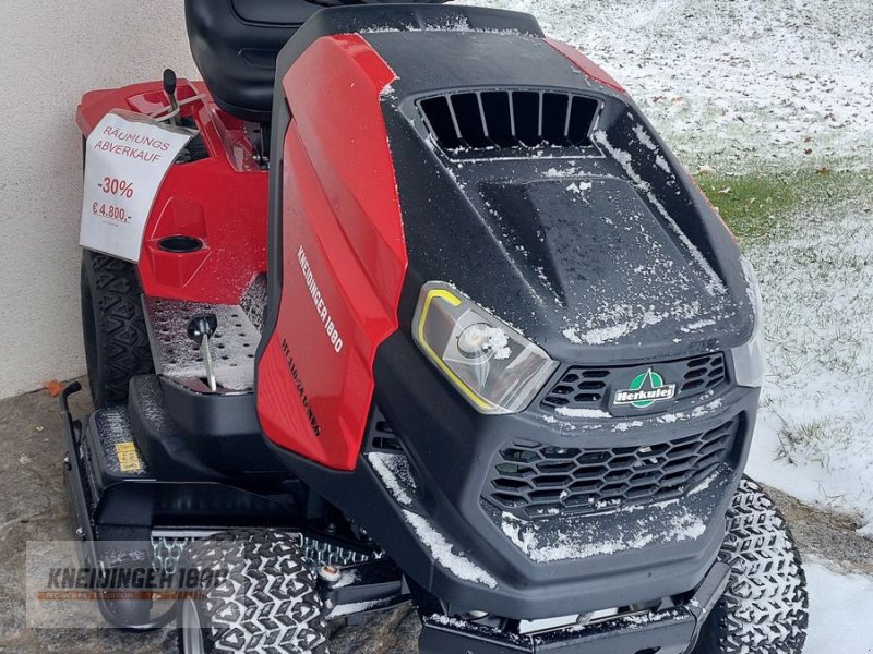 Rasentraktor des Typs Herkules HT110-24D NEO, Neumaschine in Altenfelden (Bild 1)