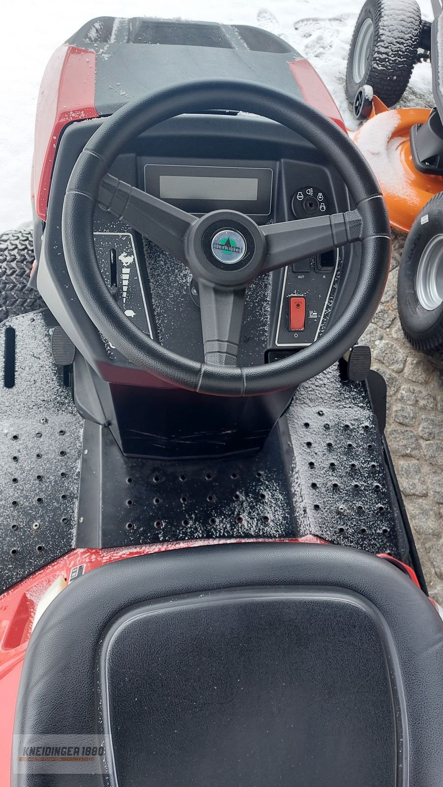 Rasentraktor typu Herkules HT110-24D NEO, Neumaschine v Altenfelden (Obrázek 3)