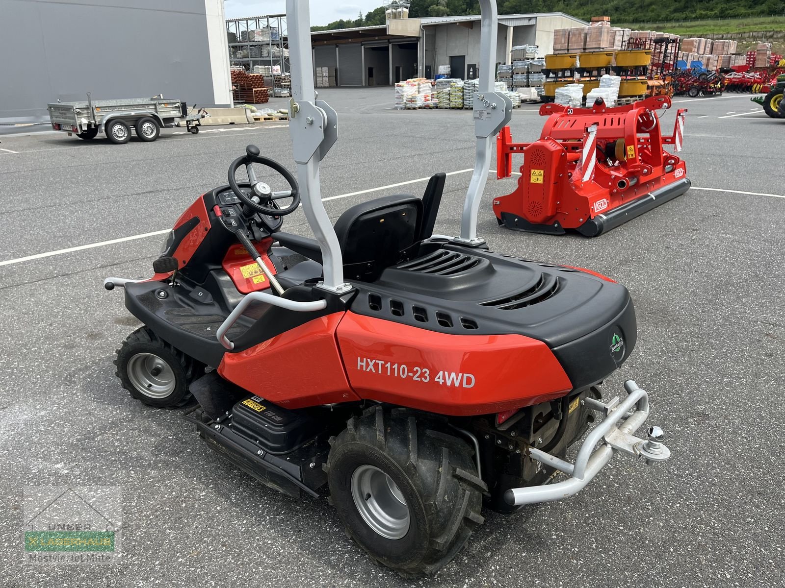 Rasentraktor typu Herkules HXT 110-23 4WD, Gebrauchtmaschine v Bergland (Obrázek 3)