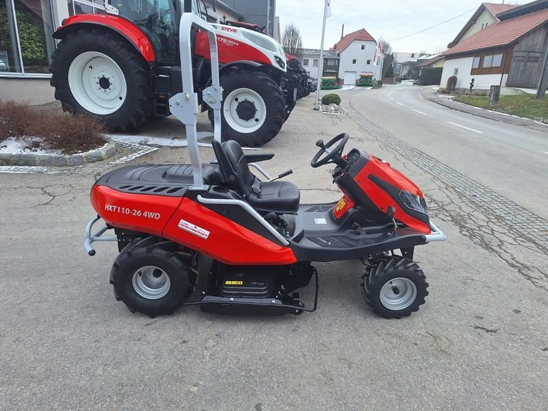 Rasentraktor typu Herkules HXT 110-26 4WD Hochgrasmäher, Neumaschine v St. Marienkirchen (Obrázek 4)