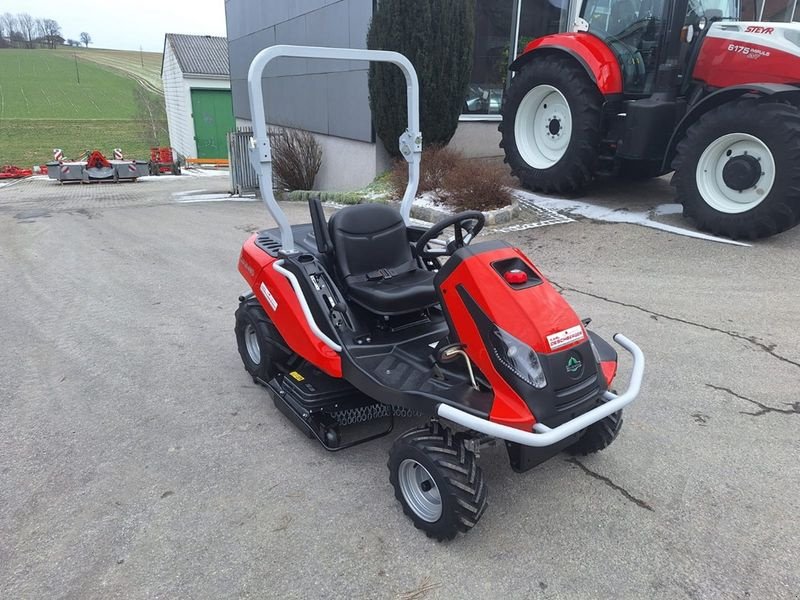 Rasentraktor typu Herkules HXT 110-26 4WD Hochgrasmäher, Neumaschine v St. Marienkirchen (Obrázek 3)