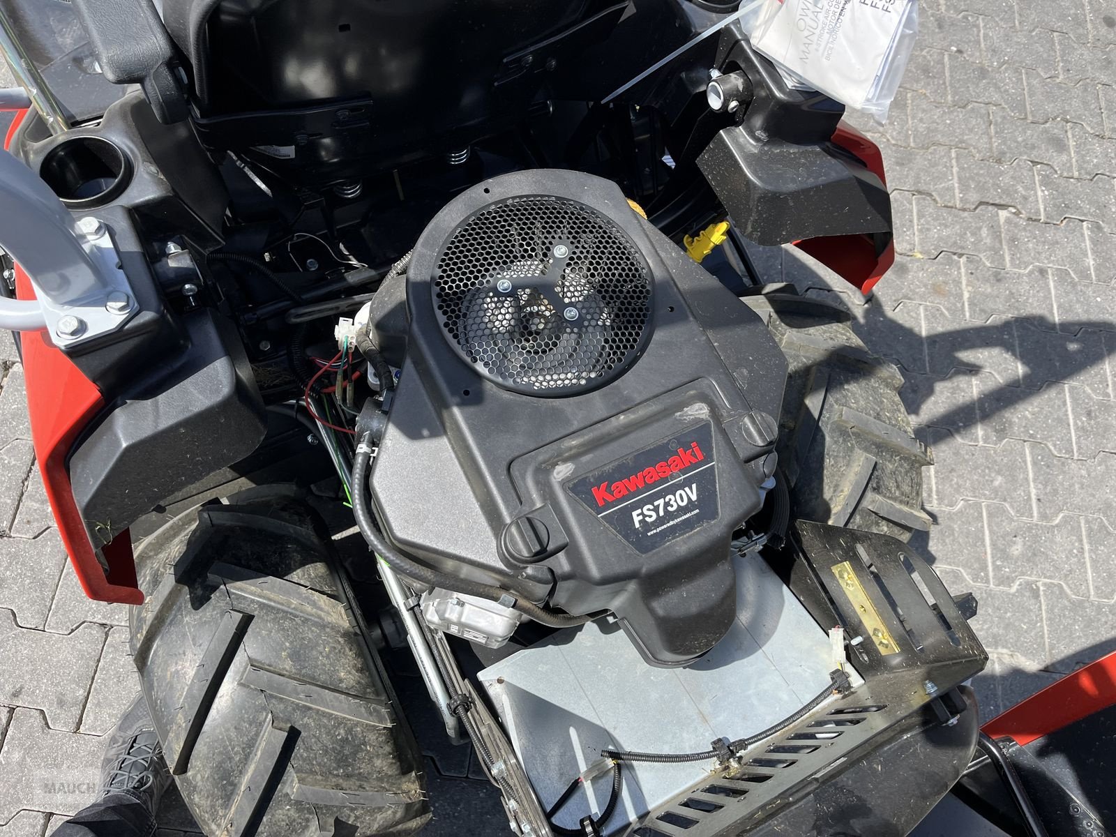 Rasentraktor от тип Herkules HXT 110 - 26 Allrad Hochgrasmäher 8h, Gebrauchtmaschine в Burgkirchen (Снимка 17)