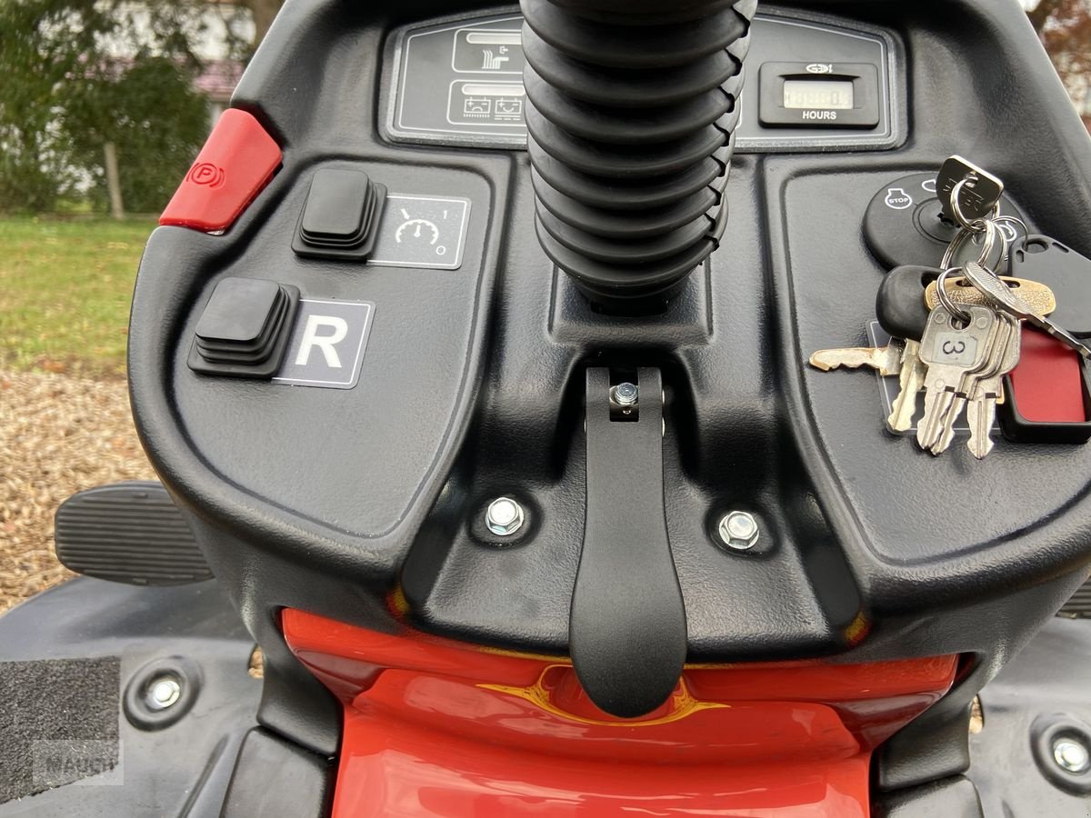 Rasentraktor typu Herkules HXT 110 - 26 Allrad mit Kawasakimotor NEU, Neumaschine v Burgkirchen (Obrázek 25)