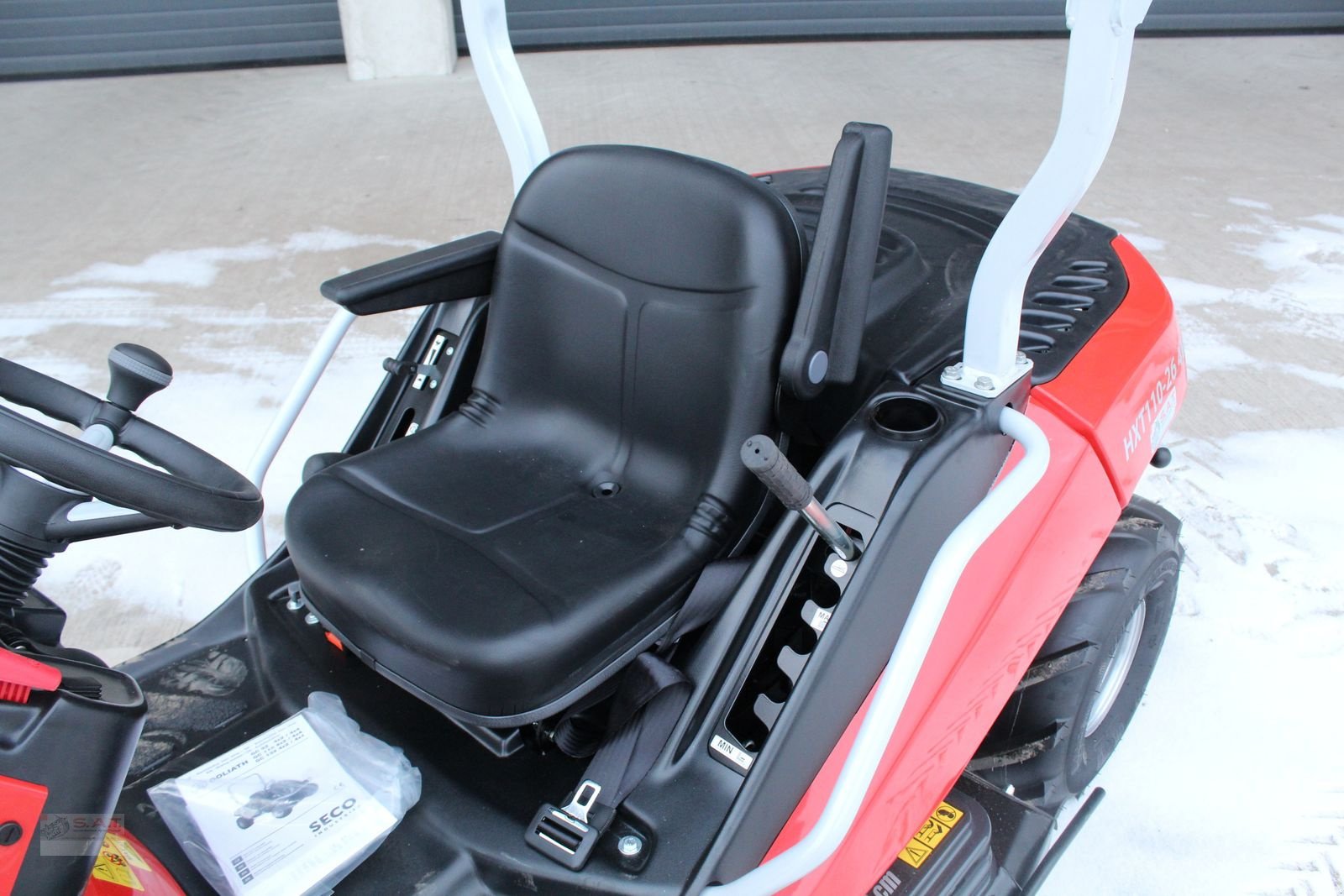 Rasentraktor typu Herkules HXT 110-4WD Allrad Hochgrasmäher, Neues Modell, Neumaschine v Eberschwang (Obrázek 12)