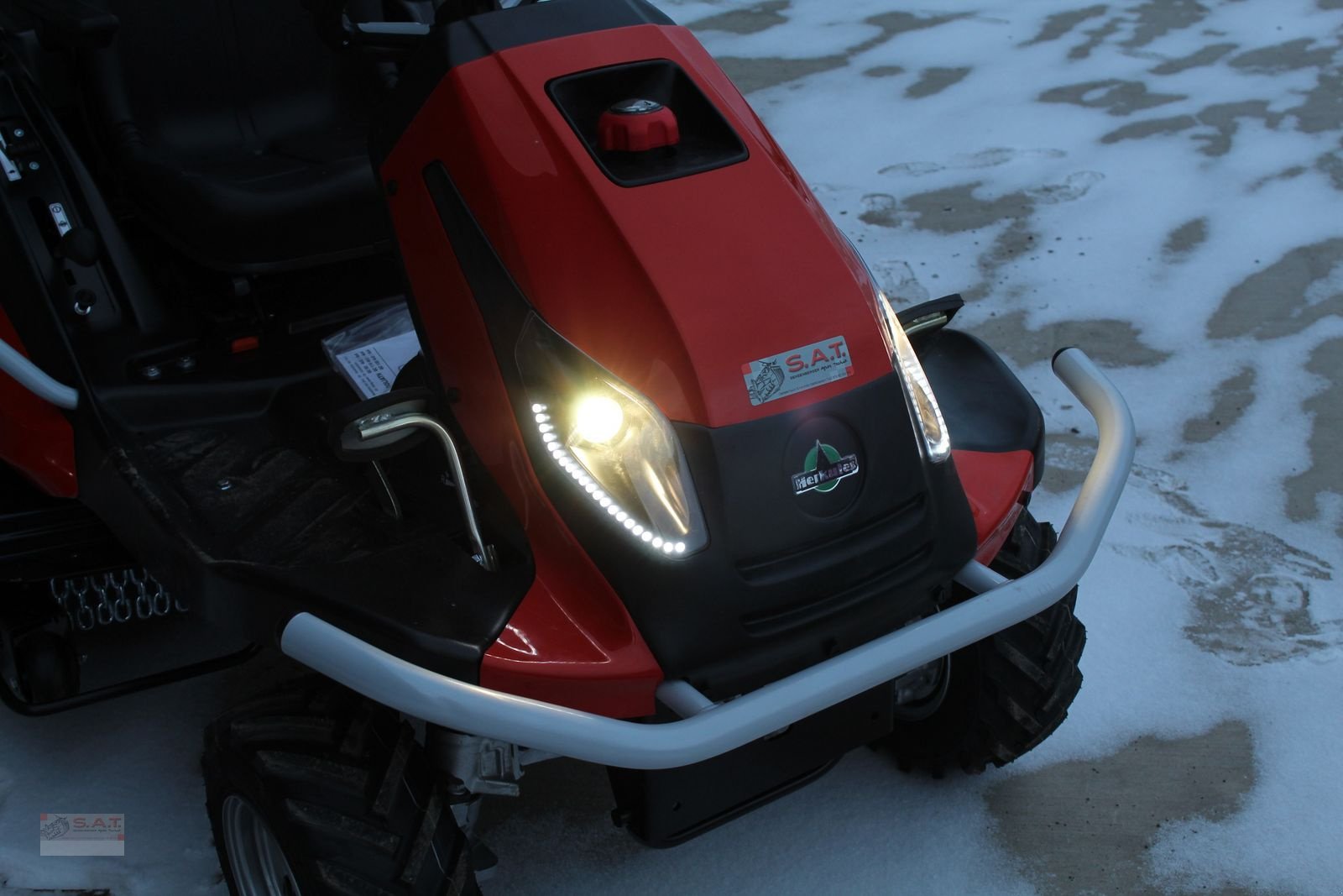 Rasentraktor typu Herkules HXT 110-4WD Allrad Hochgrasmäher, Neues Modell, Neumaschine v Eberschwang (Obrázek 17)