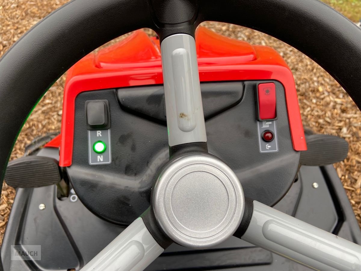 Rasentraktor del tipo Herkules HXT 923 Allrad Hochgrasmäher, Diff-Sperre, Neumaschine In Burgkirchen (Immagine 15)