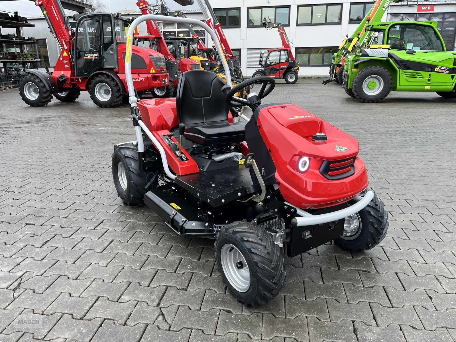 Rasentraktor tip Herkules HXT 923 Allrad Hochgrasmäher, Diff-Sperre, Neumaschine in Burgkirchen (Poză 5)