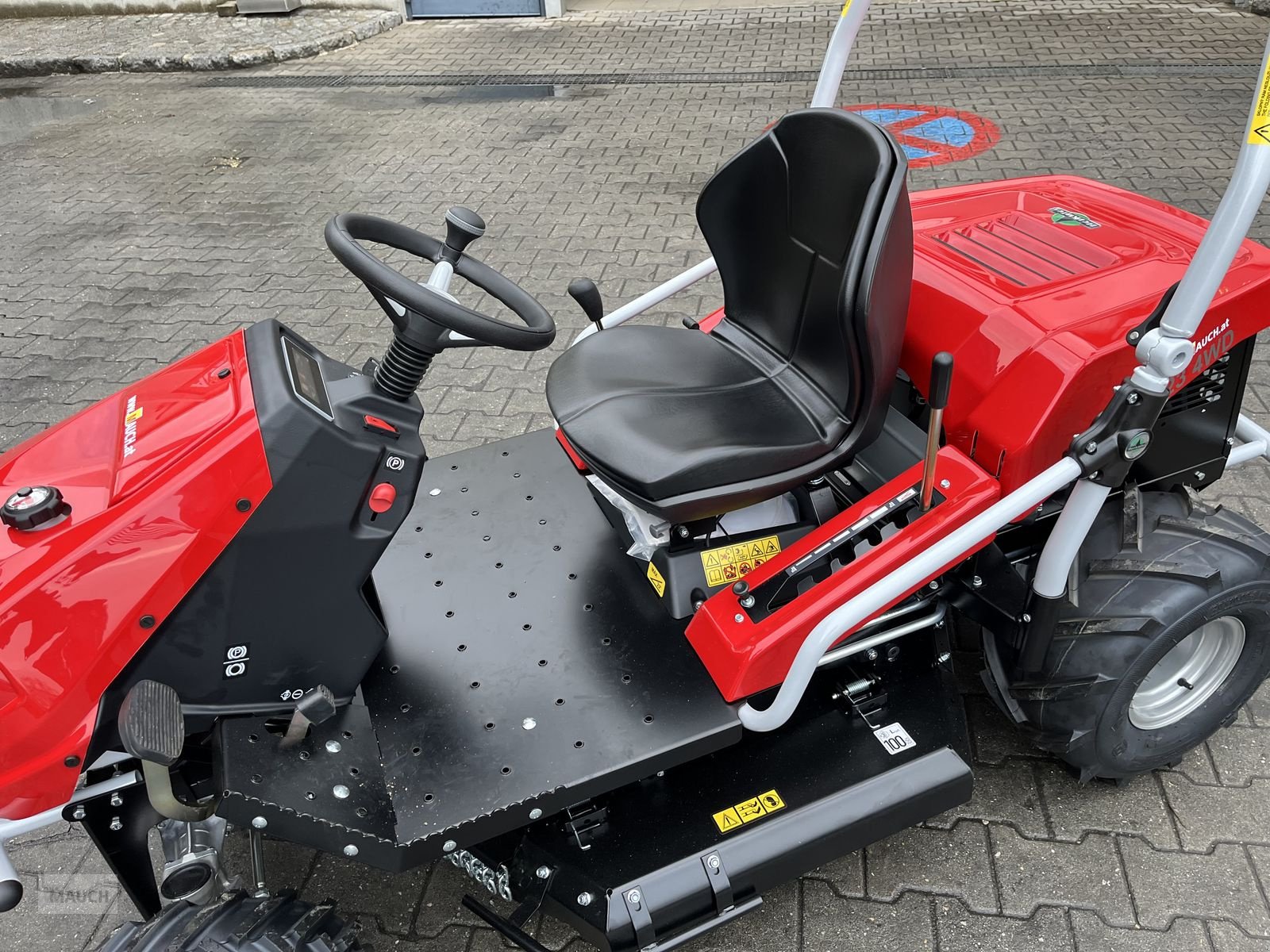 Rasentraktor tip Herkules HXT 923 Allrad Hochgrasmäher, Diff-Sperre, Neumaschine in Burgkirchen (Poză 14)