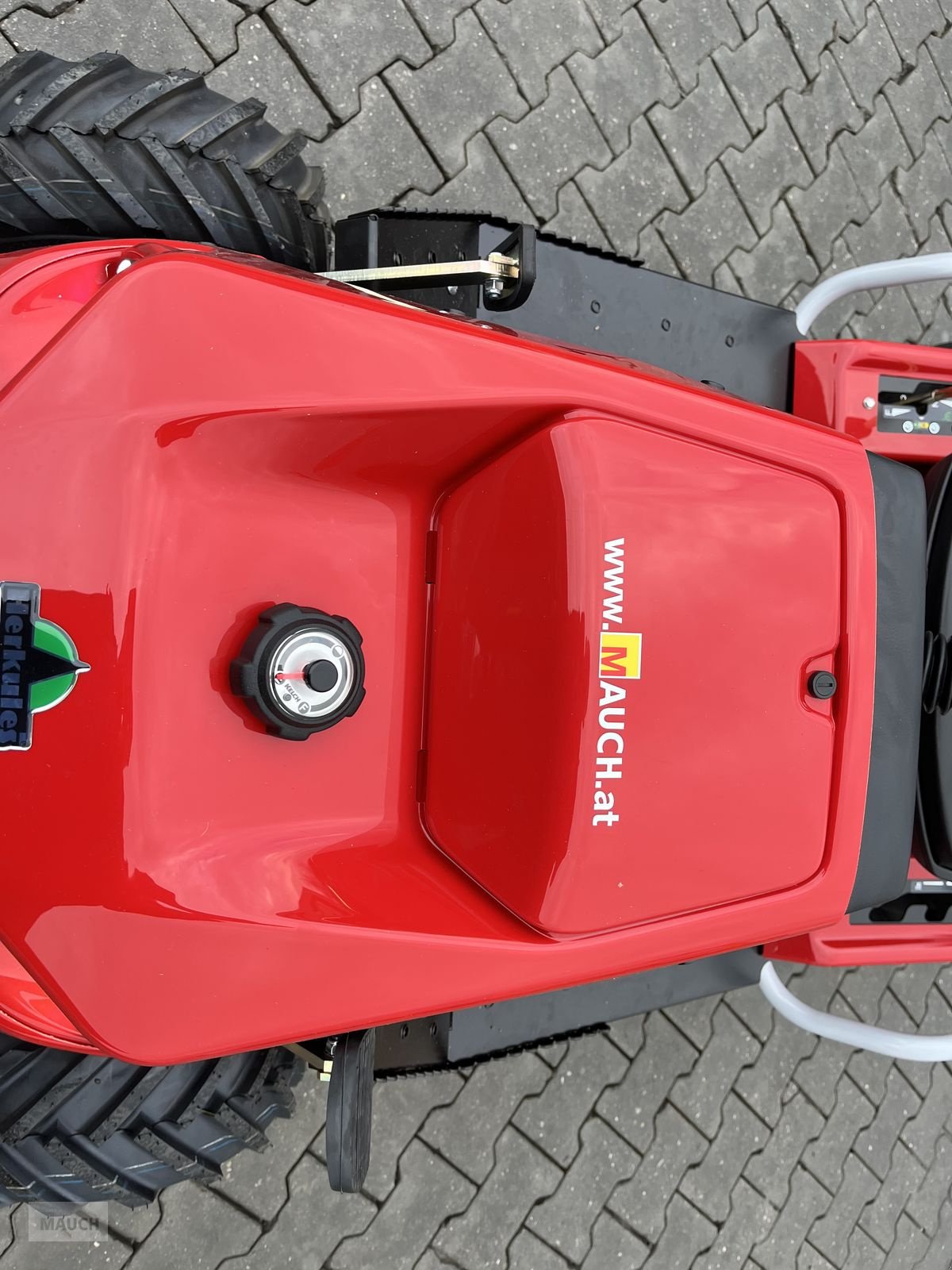 Rasentraktor tip Herkules HXT 923 Allrad Hochgrasmäher, Diff-Sperre, Neumaschine in Burgkirchen (Poză 2)