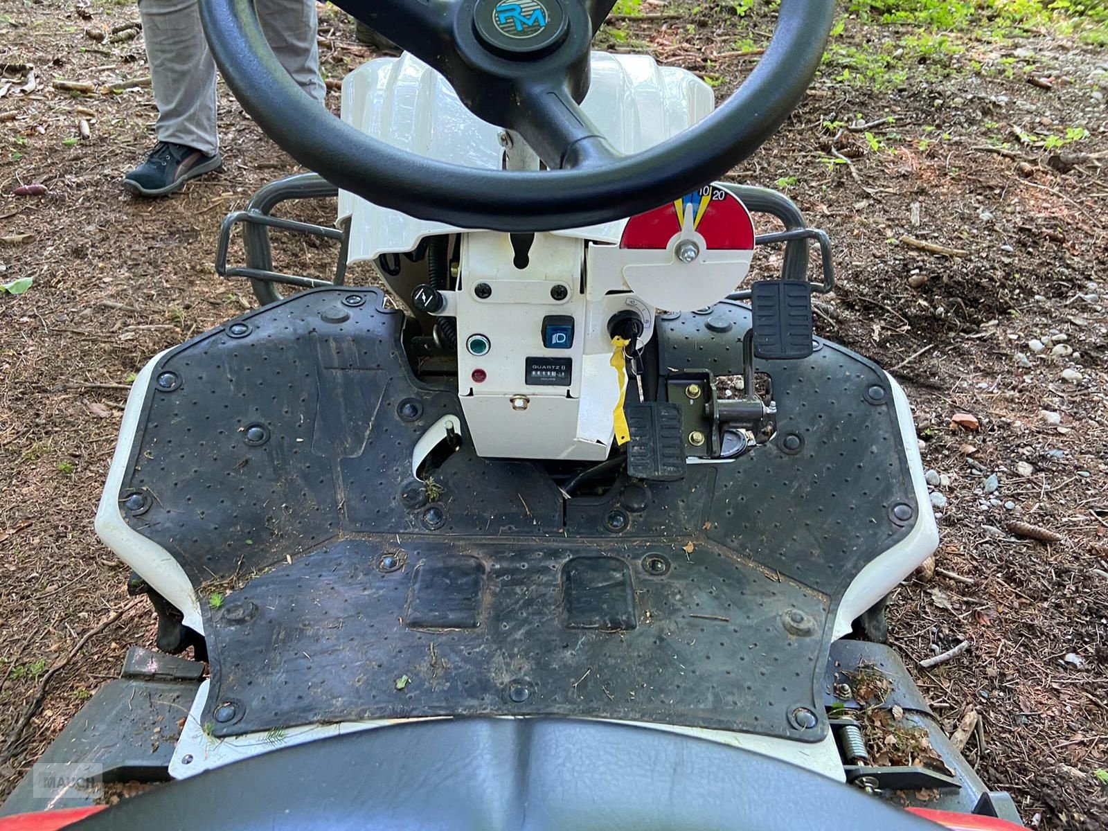 Rasentraktor du type Herkules RM 982F 4 WD Gestrüppmäher - NEU, Neumaschine en Burgkirchen (Photo 9)