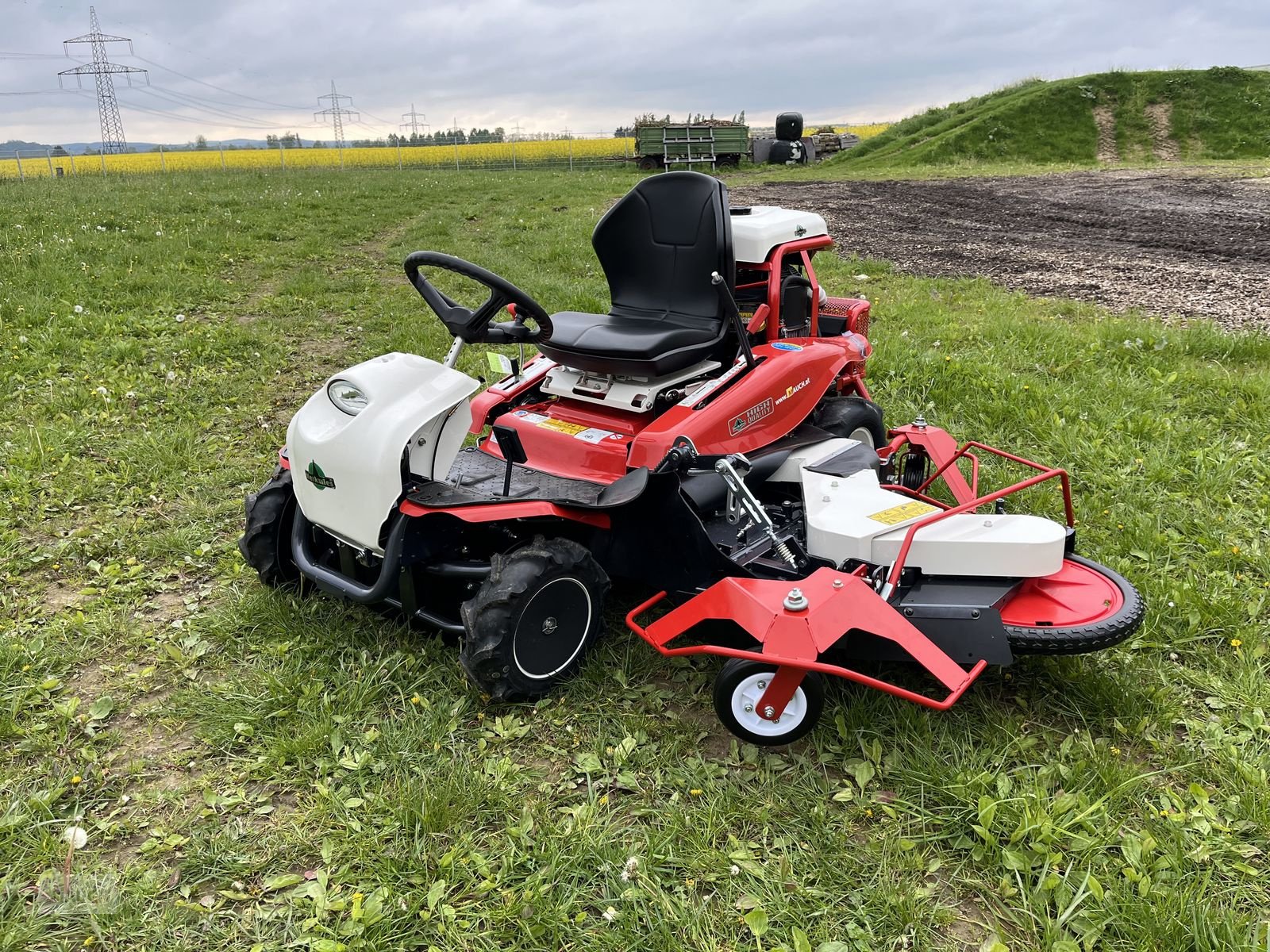 Rasentraktor tip Herkules RMK 180X Hydro Gestrüppmäher, Neumaschine in Burgkirchen (Poză 5)