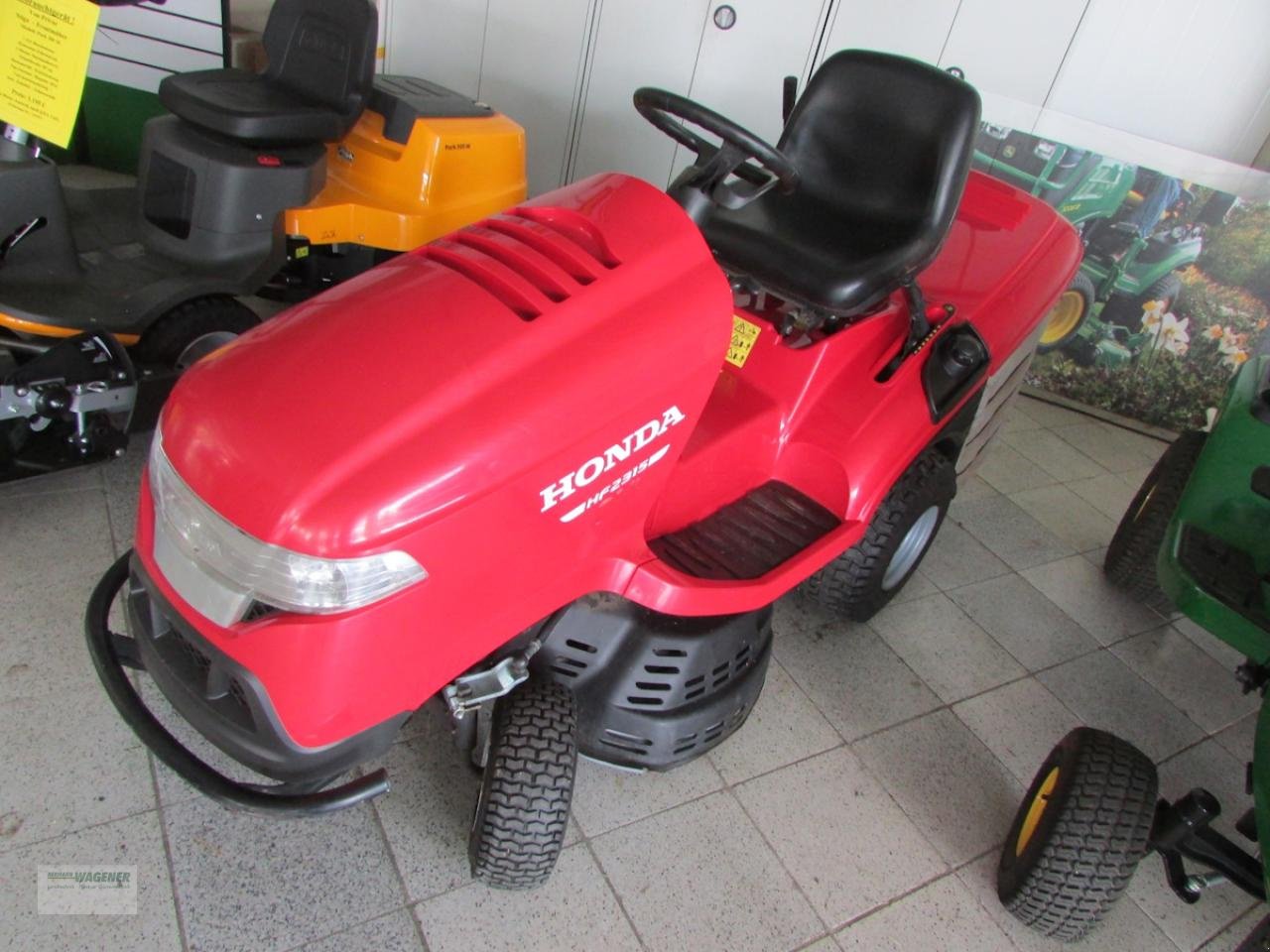 Rasentraktor typu Honda HF 2315 K3 HME, Gebrauchtmaschine v Bad Wildungen - Wega (Obrázek 1)